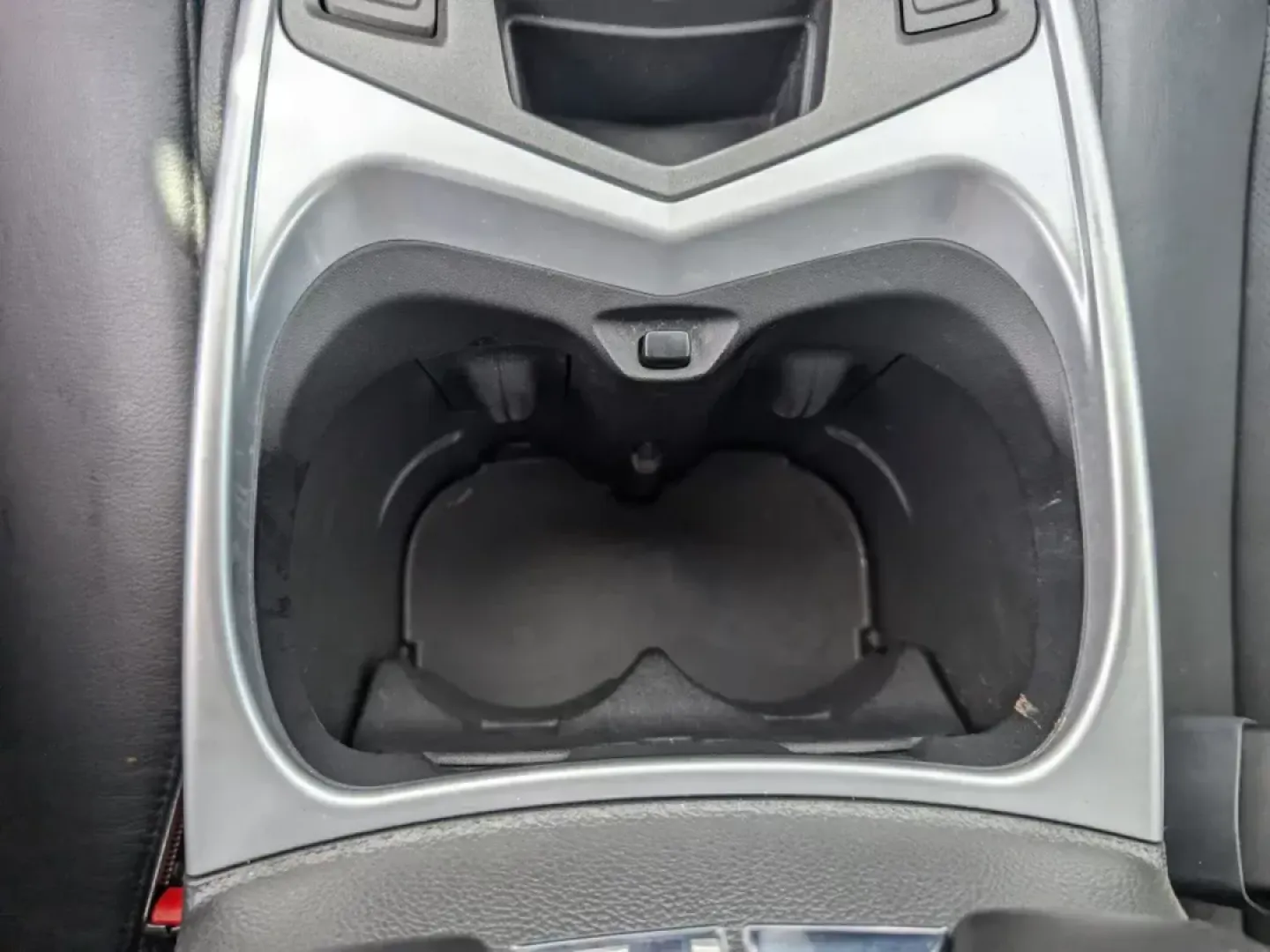 2011 /Ebony w/Titanium accents Cadillac SRX Luxury Collection (3GYFNAEY7BS) with an Gas V6 3.0L/183 engine, 6-Speed Automatic w/OD transmission, located at 3959 U.S. 80 W, Phenix City, AL, 36870, (334) 297-4885, 32.469296, -85.135185 - 2011 Cadillac SRX Luxury Collection - Photo#14