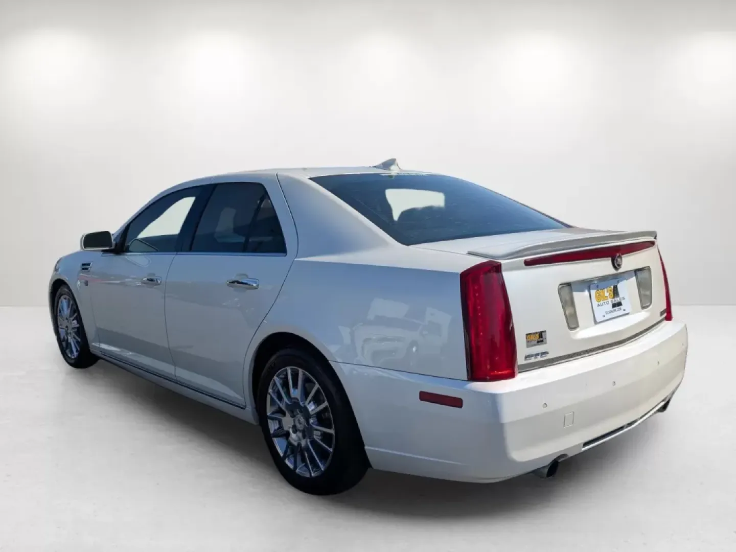 2011 /Ebony Cadillac STS RWD w/1SC (1G6DX6ED6B0) with an Other engine, located at 3959 U.S. 80 W, Phenix City, AL, 36870, (334) 297-4885, 32.469296, -85.135185 - Experience luxury and performance with our stunning 2011 Cadillac STS, available now at Gils Auto in Phenix City, AL. Nestled conveniently at 3959 U.S. 80 W, Phenix City, AL 36870, our Buy Here Pay Here dealership is designed to provide guaranteed approval for all customers, making it easier than ev - Photo#6
