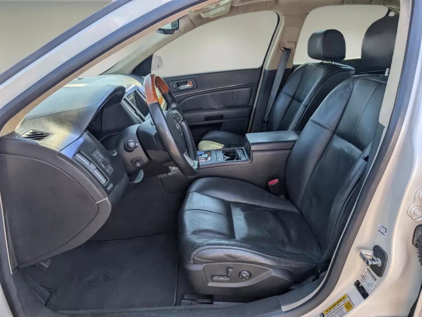 2011 /Ebony Cadillac STS RWD w/1SC (1G6DX6ED6B0) with an Other engine, located at 3959 U.S. 80 W, Phenix City, AL, 36870, (334) 297-4885, 32.469296, -85.135185 - Experience luxury and performance with our stunning 2011 Cadillac STS, available now at Gils Auto in Phenix City, AL. Nestled conveniently at 3959 U.S. 80 W, Phenix City, AL 36870, our Buy Here Pay Here dealership is designed to provide guaranteed approval for all customers, making it easier than ev - Photo#9