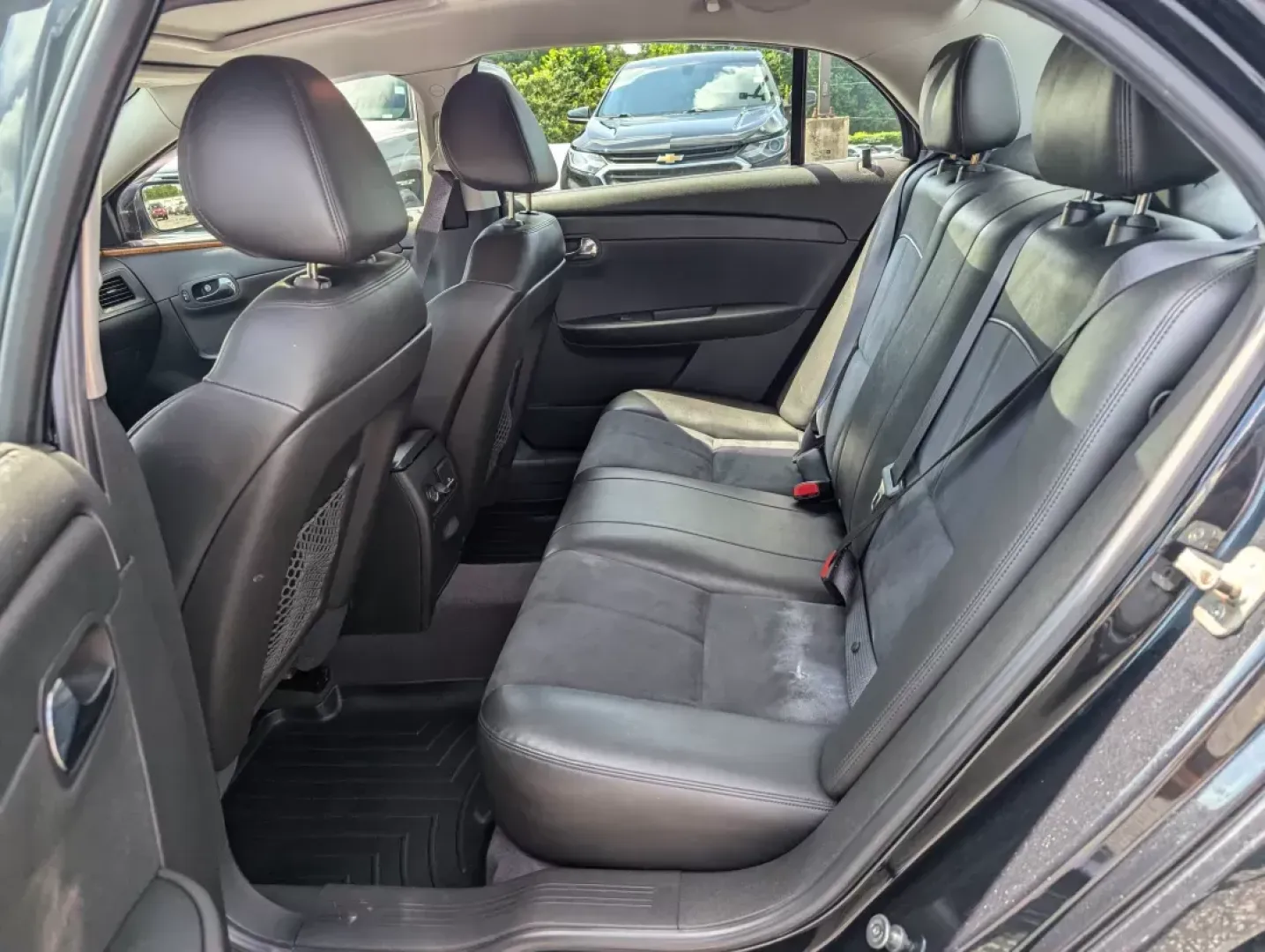 2011 /Ebony Chevrolet Malibu LT w/2LT (1G1ZD5E79BF) with an Other engine, located at 3959 U.S. 80 W, Phenix City, AL, 36870, (334) 297-4885, 32.469296, -85.135185 - **Discover the Perfect Blend of Style and Functionality with This 2011 Chevrolet Malibu LT at Gils Auto - Phenix City!**<br /> <br /> Are you searching for a reliable sedan that will suit your busy lifestyle? Look no further than this stunning 2011 Chevrolet Malibu LT w/2LT, available now at Gils Au - Photo#10