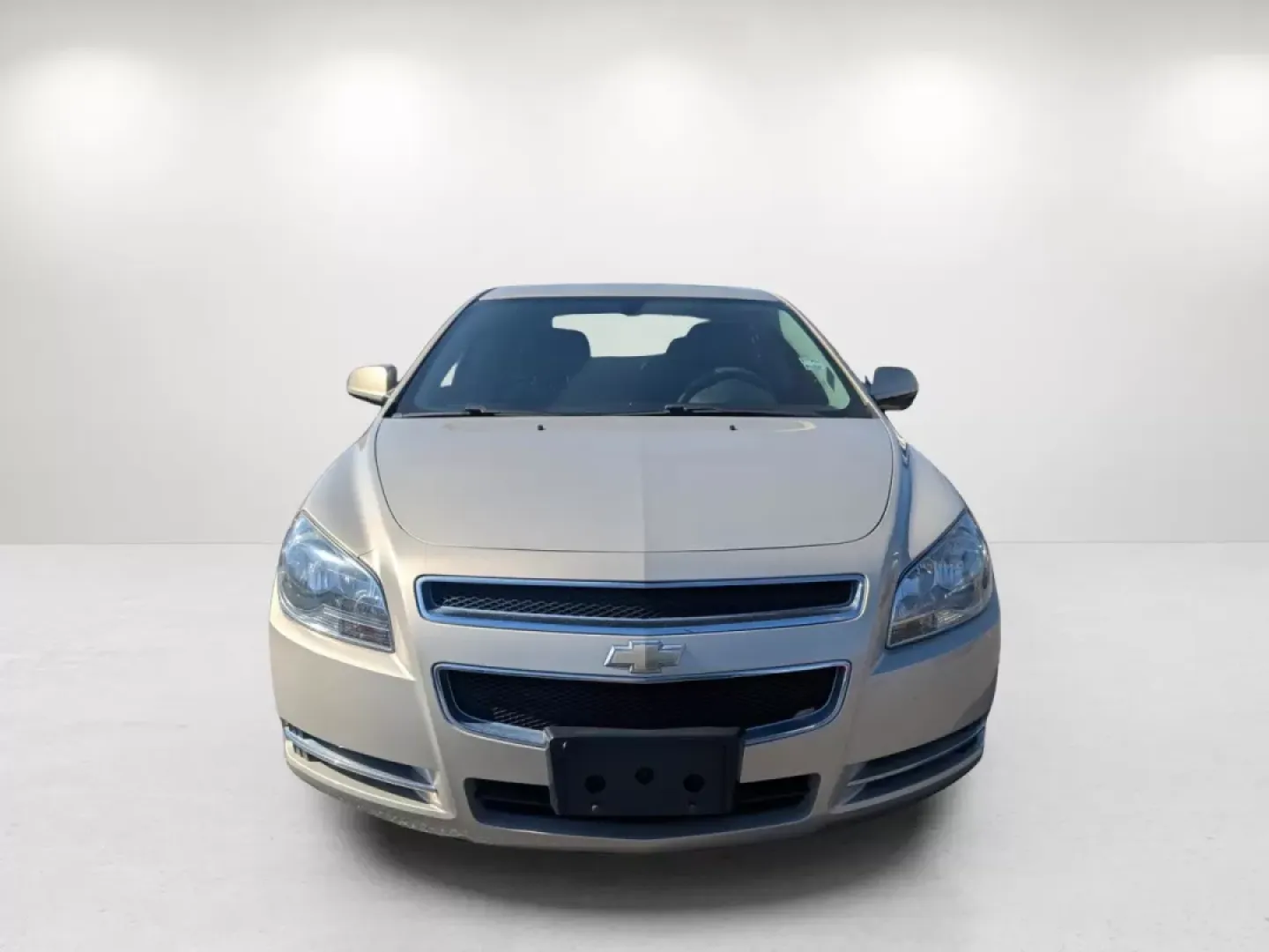 2011 /Ebony Chevrolet Malibu LT w/1LT (1G1ZC5E16BF) with an Other engine, located at 3959 U.S. 80 W, Phenix City, AL, 36870, (334) 297-4885, 32.469296, -85.135185 - Are you on the hunt for a reliable vehicle that fits seamlessly into your daily routine? Look no further than this 2011 Chevrolet Malibu LT, a perfect choice for those commuting to work or shuttling the kids to school. With its impressive fuel efficiency and comfortable interior, this sedan is not j - Photo#2