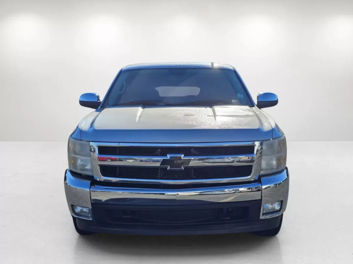 2011 /Ebony Chevrolet Silverado 1500 LT (3GCPCSE09BG) with an Other engine, located at 3959 U.S. 80 W, Phenix City, AL, 36870, (334) 297-4885, 32.469296, -85.135185 - **Discover Your Next Adventure with This 2011 Chevrolet Silverado 1500 LT Crew Cab at Gils Auto!**<br /> <br /> Are you ready to elevate your lifestyle and embark on unforgettable journeys? Look no further than this stunning 2011 Chevrolet Silverado 1500 LT Crew Cab pickup truck, boasting a perfect - Photo#2