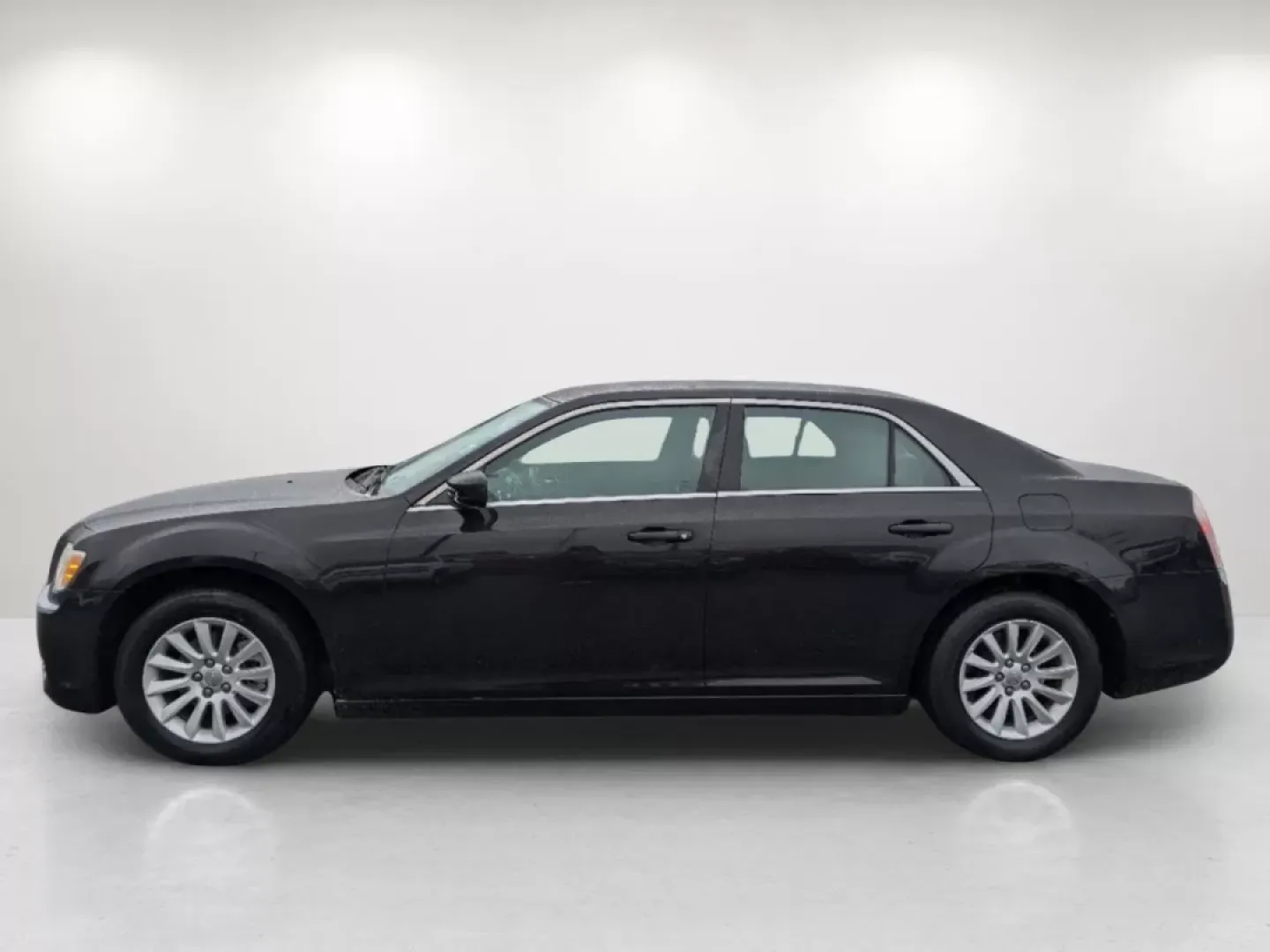 2011 /Black Interior Chrysler 300 (2C3CA4CGXBH) with an Other engine, located at 3959 U.S. 80 W, Phenix City, AL, 36870, (334) 297-4885, 32.469296, -85.135185 - **Elevate Your Driving Experience with the 2011 Chrysler 300 at Gils Auto in Phenix City, AL!**<br /> <br /> Imagine gliding through the streets of Phenix City in a stylish sedan that not only turns heads but also meets your lifestyle needs. Whether you're commuting to work, shuttling the kids to sc - Photo#7