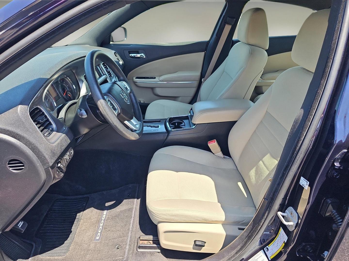 2011 /Black/Light Frost Beige Interior Dodge Charger SE (2B3CL3CG4BH) with an Gas V6 3.6L/220 engine, 5-Speed Automatic transmission, located at 521 Old Farm Lane Rd, Prattville, AL, 36066, (334) 325-1505, 32.482460, -86.416367 - 2011 Dodge Charger SE - Photo#10
