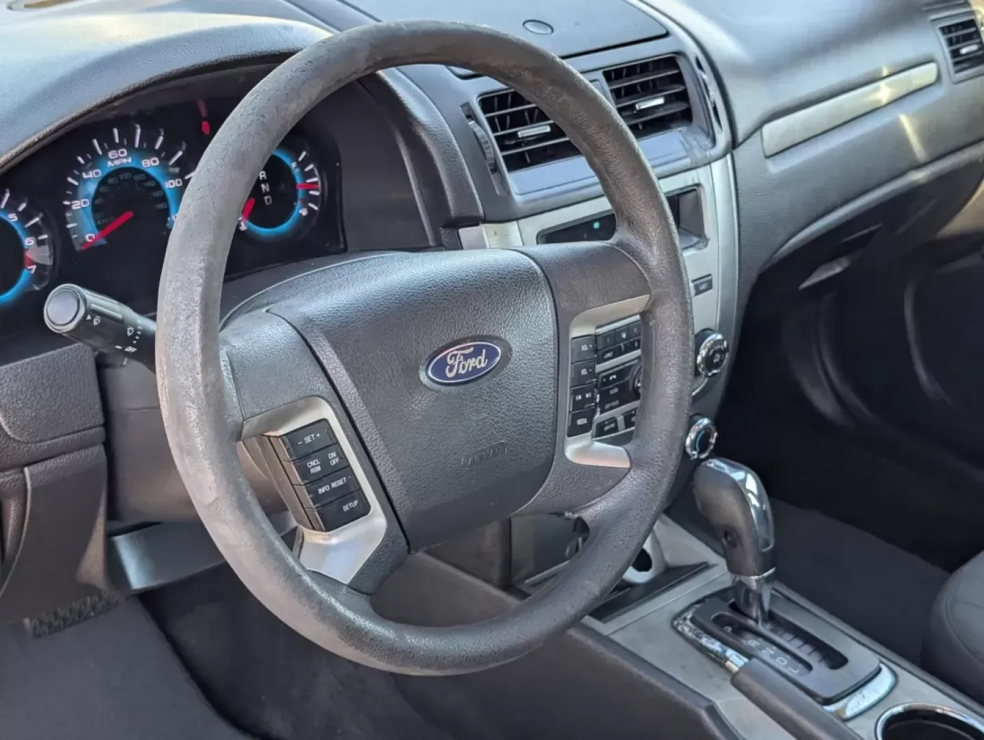 2011 Ford Fusion SE (3FAHP0HA3BR) with an Other engine, located at 1430 Gateway Drive, Opelika, AL, 36801, (334) 239-0944, 32.637871, -85.409790 - ### Discover Your Perfect Ride: 2011 Ford Fusion SE at Gils Auto<br /> <br /> Are you in search of a reliable sedan that seamlessly fits into your everyday lifestyle? Whether you're commuting to work, running errands, or taking the kids to soccer practice, the 2011 Ford Fusion SE is the vehicle that - Photo#9