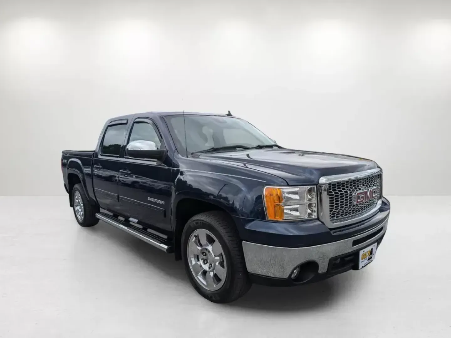 2011 /Very Dark Cashmere/Light Cashmere GMC Sierra 1500 SLT (3GTP2WE30BG) with an Gas/Ethanol V8 5.3L/323 engine, 6-Speed Automatic transmission, located at 3959 U.S. 80 W, Phenix City, AL, 36870, (334) 297-4885, 32.469296, -85.135185 - 2011 GMC Sierra 1500 SLT - Photo#6
