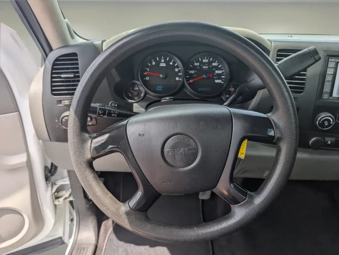 2011 /Dark Titanium GMC Sierra 1500 Work Truck (1GTN1TEX8BZ) with an Gas V6 4.3L/262 engine, 4-Speed Automatic transmission, located at 3959 U.S. 80 W, Phenix City, AL, 36870, (334) 297-4885, 32.469296, -85.135185 - **Get Ready for Your Next Adventure with the 2011 GMC Sierra 1500 Work Truck!**<br /> <br /> Are you seeking a reliable vehicle for your daily commute, weekend getaways, or even work tasks? The 2011 GMC Sierra 1500 Work Truck is the perfect blend of utility, comfort, and style that caters to a varie - Photo#16