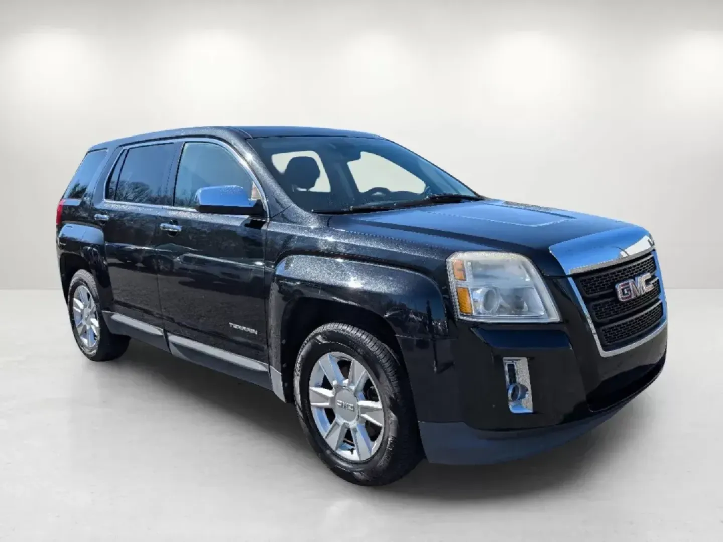 2011 /Jet Black GMC Terrain SLE-1 (2CTALMEC9B6) with an Other engine, located at 1430 Gateway Drive, Opelika, AL, 36801, (334) 239-0944, 32.637871, -85.409790 - **Discover Your Next Adventure with the 2011 GMC Terrain SLE-1 at Gils Auto in Opelika, AL!**<br /> <br /> Are you ready to elevate your lifestyle with a vehicle that suits both your daily commute and weekend adventures? Look no further than the 2011 GMC Terrain SLE-1, available now at Gils Auto, yo - Photo#3