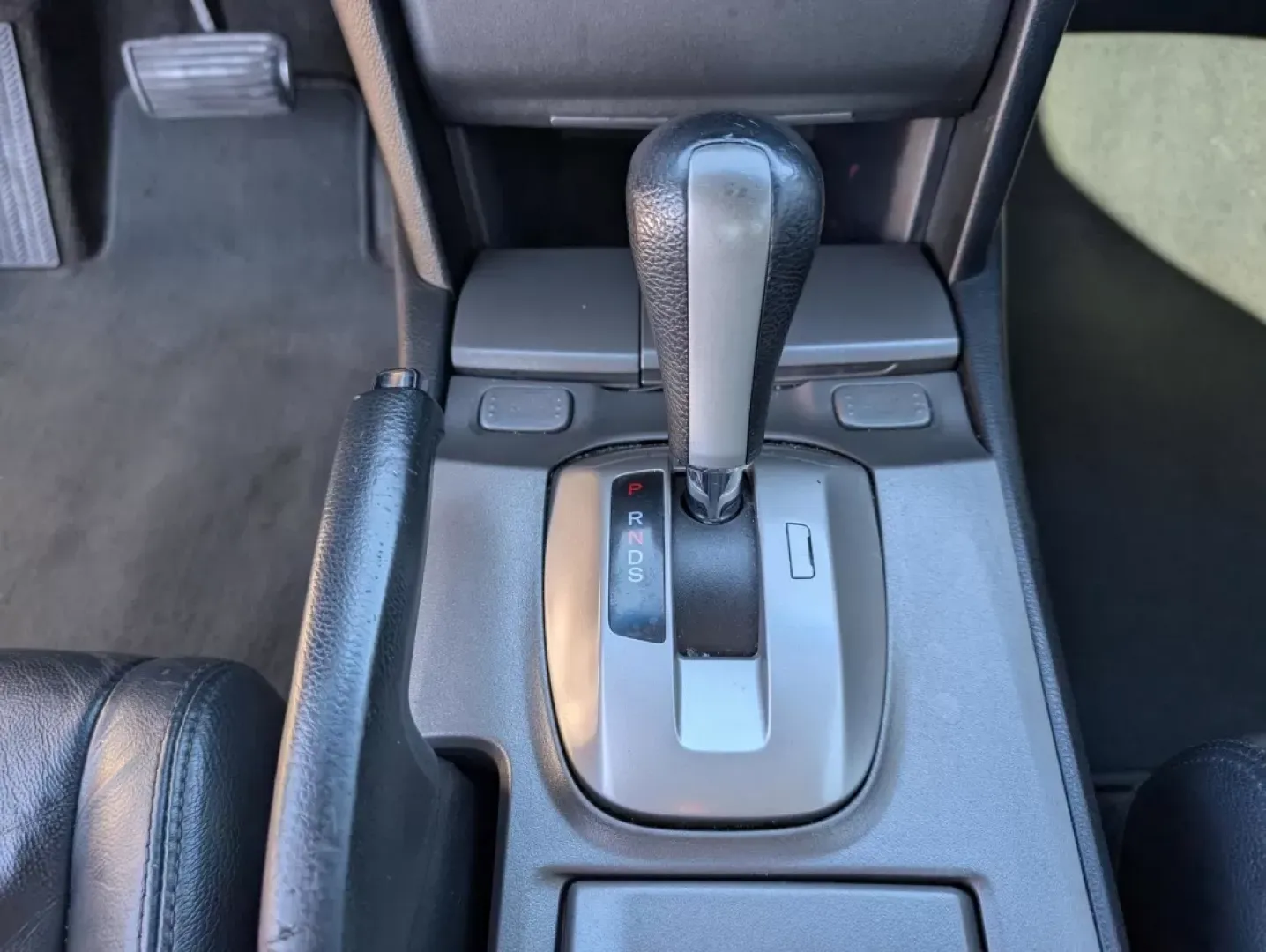 2011 /Black Honda Accord Cpe EX-L (1HGCS2B86BA) with an Other engine, located at 804 22nd Ave, Phenix City, AL, 36870, (334) 297-1860, 32.484749, -85.024475 - **Drive in Style with the 2011 Honda Accord Cpe EX-L from Gils Auto in Phenix City, AL!**<br /> <br /> Are you ready to elevate your daily commute or embark on weekend adventures? The 2011 Honda Accord Cpe EX-L, available at Gils Auto, is the perfect blend of comfort, style, and reliability for thos - Photo#13