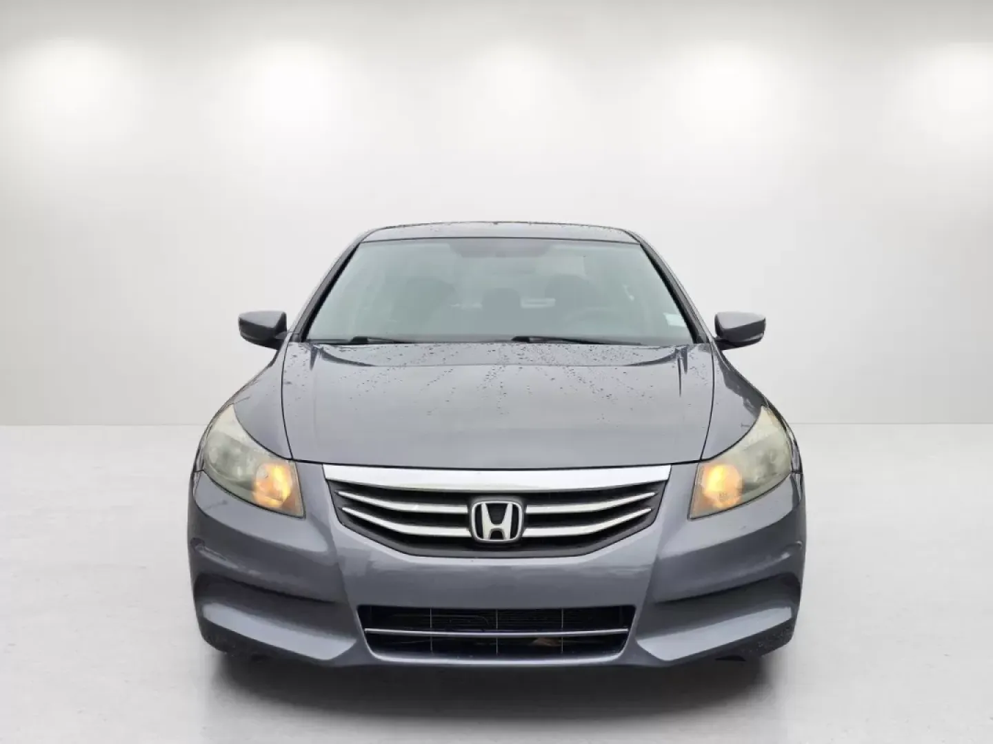 2011 Honda Accord Sdn LX (1HGCP2F30BA) with an Other engine, located at 3959 U.S. 80 W, Phenix City, AL, 36870, (334) 297-4885, 32.469296, -85.135185 - **Discover Your Next Adventure with the 2011 Honda Accord LX at Gils Auto!**<br /> <br /> Are you searching for a reliable and stylish vehicle that fits your busy lifestyle? Look no further than the 2011 Honda Accord LX, available now at Gils Auto in Phenix City, AL. This exceptional sedan is perfec - Photo#2