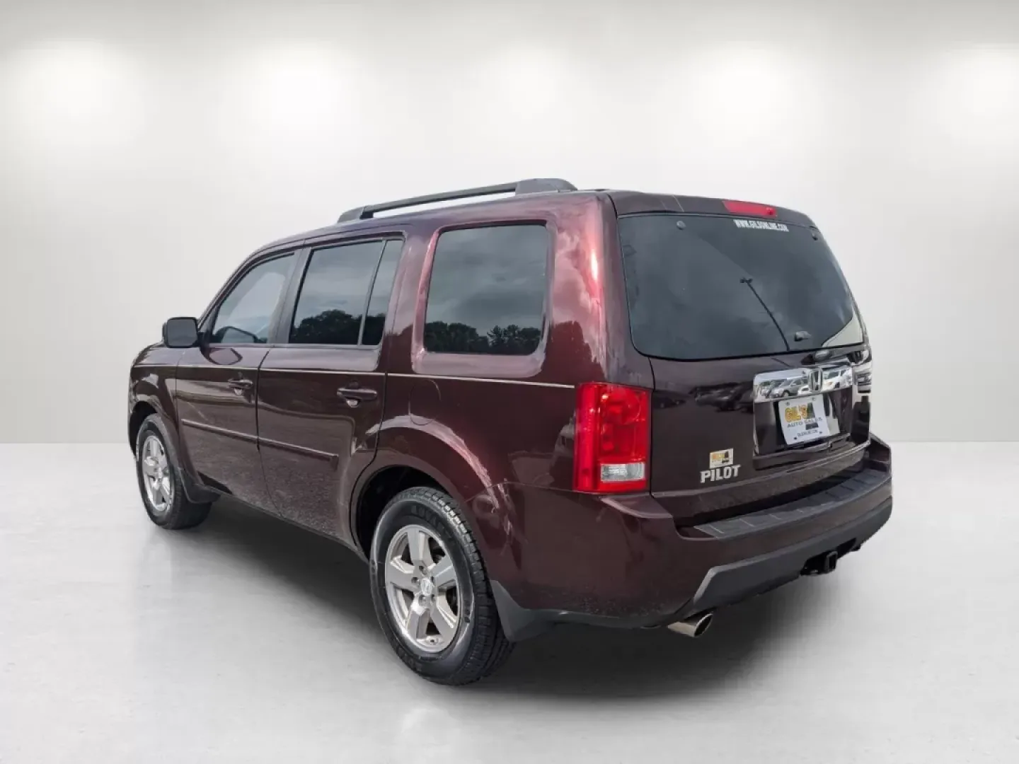 2011 Honda Pilot EX-L (5FNYF3H53BB) with an Other engine, located at 521 Old Farm Lane Rd, Prattville, AL, 36066, (334) 325-1505, 32.482460, -86.416367 - Are you ready to elevate your family adventures or tackle those long commutes with ease? Look no further than this stunning 2011 Honda Pilot EX-L, available now at Gils Auto in Phenix City, AL. This spacious SUV is perfect for growing families and weekend explorers alike, offering comfort, safety, a - Photo#6