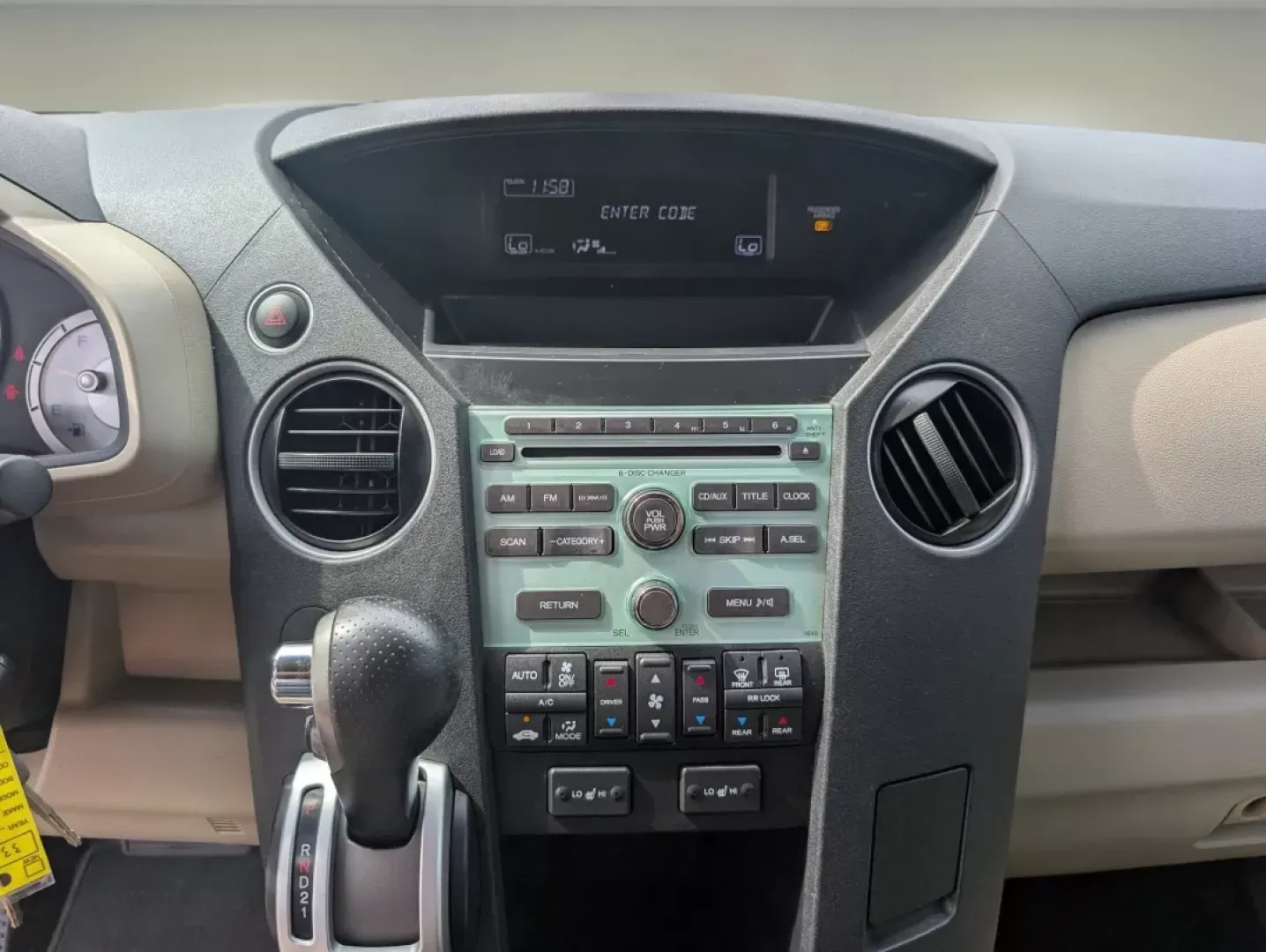 2011 Honda Pilot EX-L (5FNYF3H53BB) with an Other engine, located at 521 Old Farm Lane Rd, Prattville, AL, 36066, (334) 325-1505, 32.482460, -86.416367 - Are you ready to elevate your family adventures or tackle those long commutes with ease? Look no further than this stunning 2011 Honda Pilot EX-L, available now at Gils Auto in Phenix City, AL. This spacious SUV is perfect for growing families and weekend explorers alike, offering comfort, safety, a - Photo#16