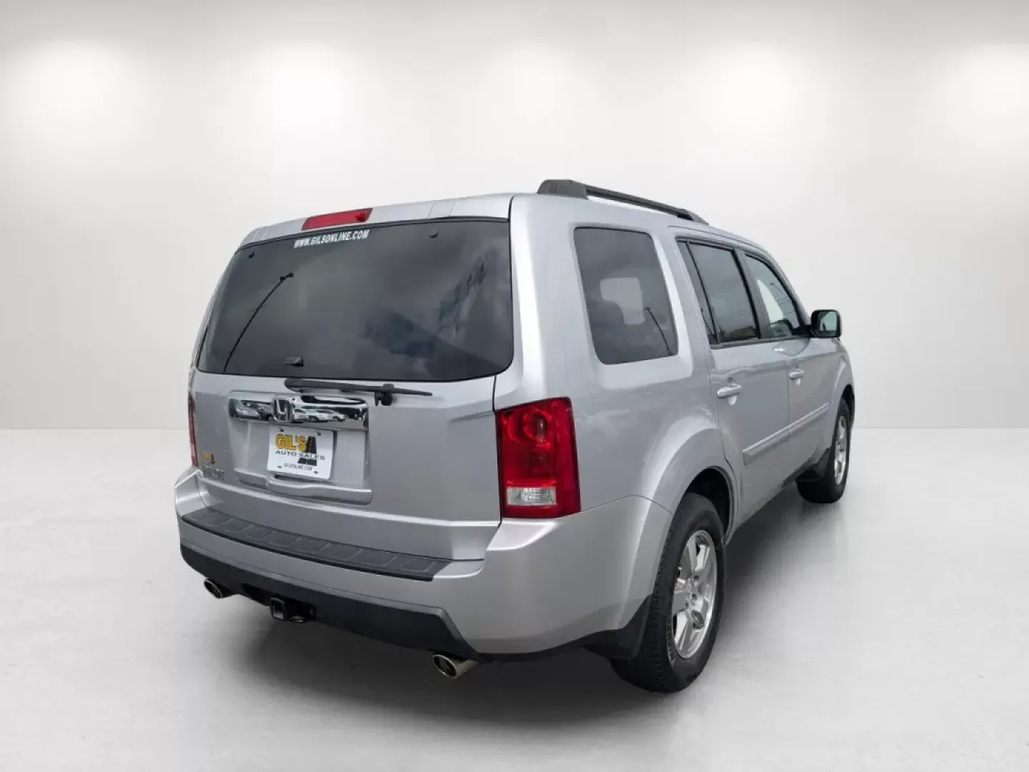 2011 Honda Pilot EX (5FNYF3H40BB) with an Other engine, located at 1430 Gateway Drive, Opelika, AL, 36801, (334) 239-0944, 32.637871, -85.409790 - **Discover Your Next Adventure with the 2011 Honda Pilot EX at Gils Auto - Opelika!**<br /> <br /> Are you seeking a reliable and versatile vehicle that caters to your family's needs or weekend escapades? Look no further than the 2011 Honda Pilot EX, available now at Gils Auto located at 1430 Gatewa - Photo#4