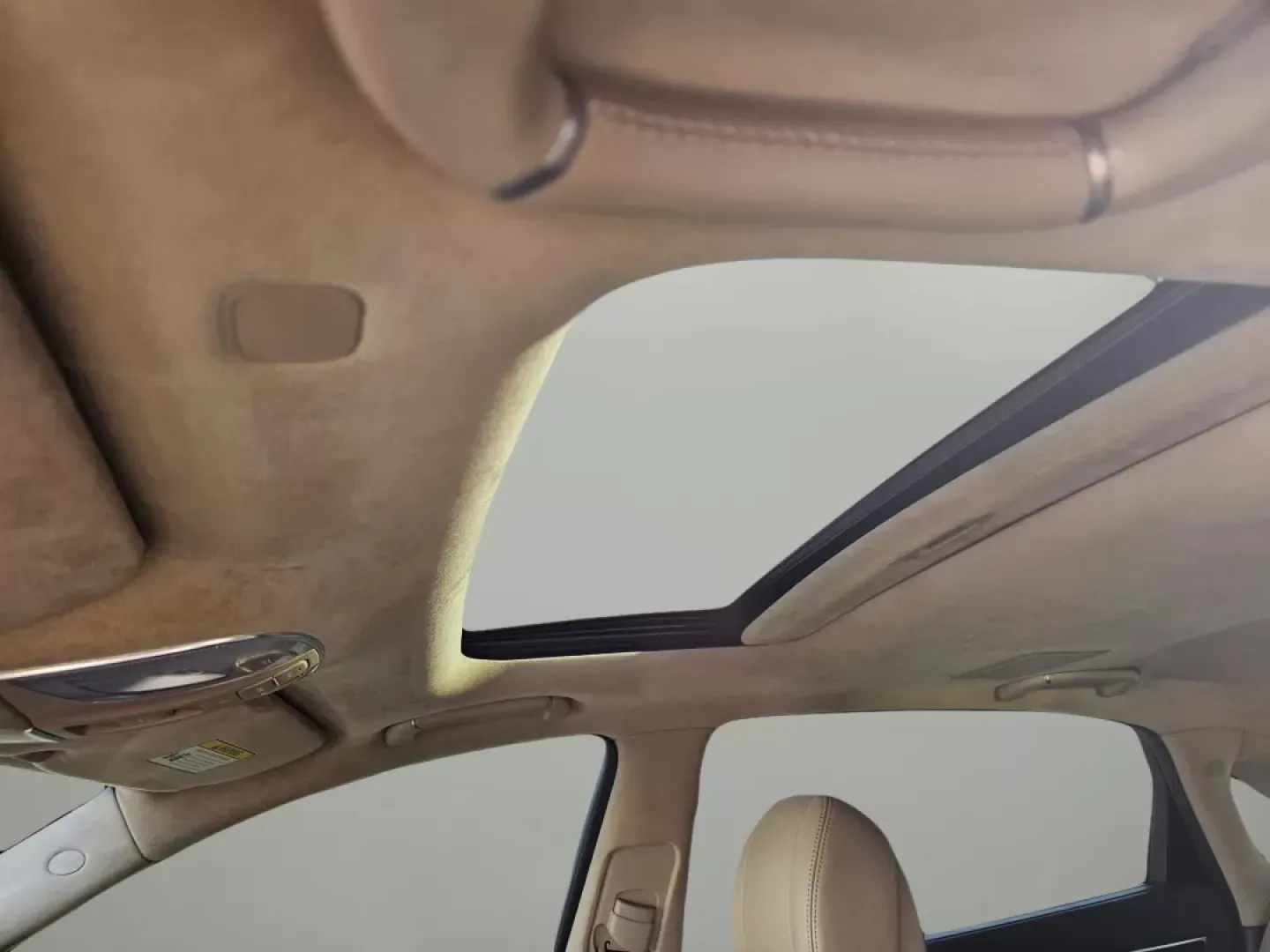 2011 /Cashmere Hyundai Equus Ultimate (KMHGH4JF5BU) with an Other engine, located at 3959 U.S. 80 W, Phenix City, AL, 36870, (334) 297-4885, 32.469296, -85.135185 - **Experience Luxury and Comfort with the 2011 Hyundai Equus at Gils Auto Phenix City, AL!**<br /> <br /> Step into a world of sophistication and reliability with the 2011 Hyundai Equus, a vehicle that promises to elevate your driving experience. Whether you're commuting to work, dropping the kids o - Photo#10