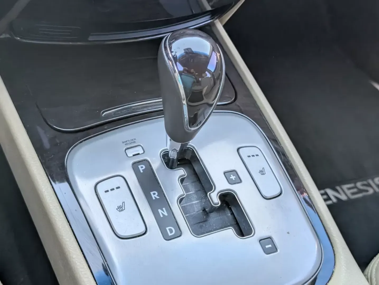 2011 /Cashmere Hyundai Genesis (KMHGC4DE2BU) with an Other engine, located at 3959 U.S. 80 W, Phenix City, AL, 36870, (334) 297-4885, 32.469296, -85.135185 - ### Elevate Your Driving Experience with This 2011 Hyundai Genesis!<br /> <br /> Looking for a vehicle that combines luxury, comfort, and reliability? This stunning 2011 Hyundai Genesis is ideal for anyone-whether you're a growing family seeking a spacious sedan, a commuter wanting to upgrade your d - Photo#20