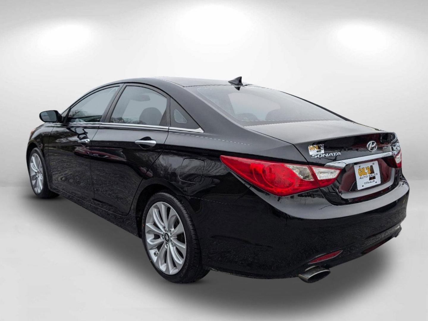 2011 /Black Hyundai Sonata SE (5NPEC4AB2BH) with an Turbocharged Gas I4 2.0L/122 engine, 6-Speed Automatic w/OD SHIFTRONIC transmission, located at 7000 Northlake Connector, Columbus, GA, 31904, (706) 987-8085, 32.524975, -84.978134 - 2011 Hyundai Sonata SE - Photo#7