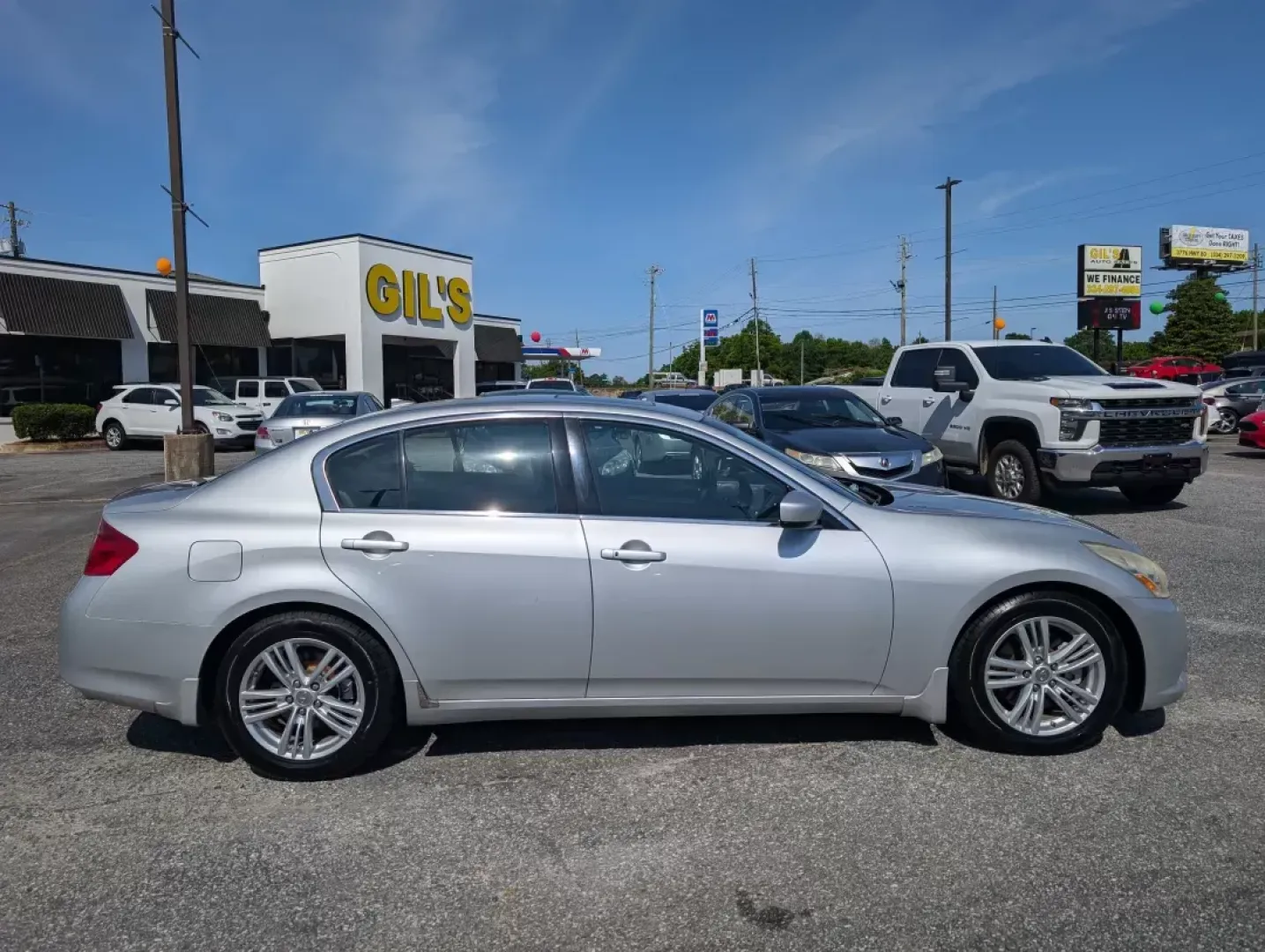 2011 /Graphite Infiniti G37 Sedan Journey (JN1CV6AP3BM) with an Gas V6 3.7L/225 engine, 7-Speed Automatic w/OD transmission, located at 804 22nd Ave, Phenix City, AL, 36870, (334) 297-1860, 32.484749, -85.024475 - Elevate your daily drive with the stunning 2011 Infiniti G37 Sedan, now available at Gils Auto - Phenix City #2! This sophisticated sedan is not just a mode of transportation; it's a lifestyle upgrade, perfectly suited for professionals, growing families, or anyone seeking a blend of luxury and perf - Photo#3