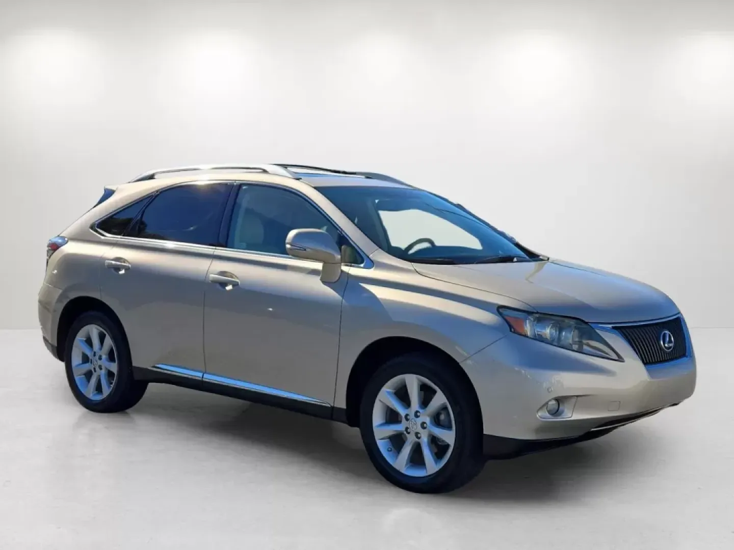 2011 Lexus RX 350 (2T2ZK1BA3BC) with an Other engine, located at 1430 Gateway Drive, Opelika, AL, 36801, (334) 239-0944, 32.637871, -85.409790 - **Explore Luxury and Comfort with the 2011 Lexus RX 350 at Gils Auto in Phenix City, AL**<br /> <br /> Imagine yourself behind the wheel of a luxurious SUV that perfectly balances style, comfort, and practicality. The 2011 Lexus RX 350 is not just a vehicle; it's a lifestyle upgrade. Whether you're - Photo#3
