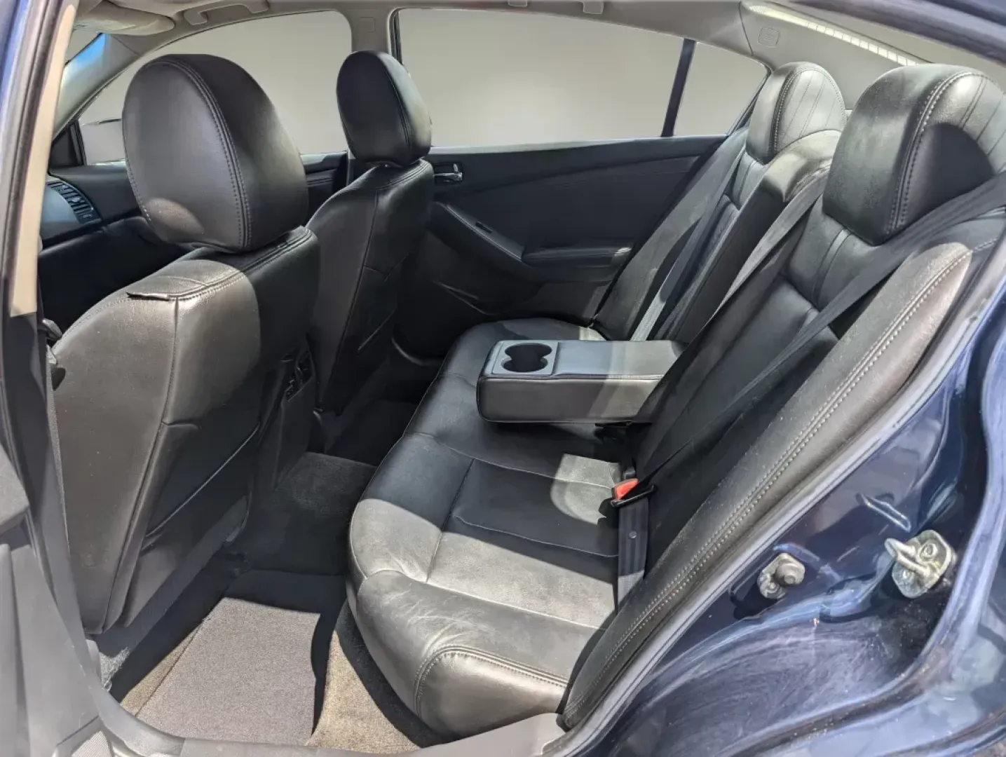 2011 /Charcoal Nissan Altima 2.5 SL (1N4AL2AP6BN) with an Gas I4 2.5L/ engine, 1-Speed Continuously Variable transmission, located at 1430 Gateway Drive, Opelika, AL, 36801, (334) 239-0944, 32.637871, -85.409790 - 2011 Nissan Altima 2.5 SL - Photo#27