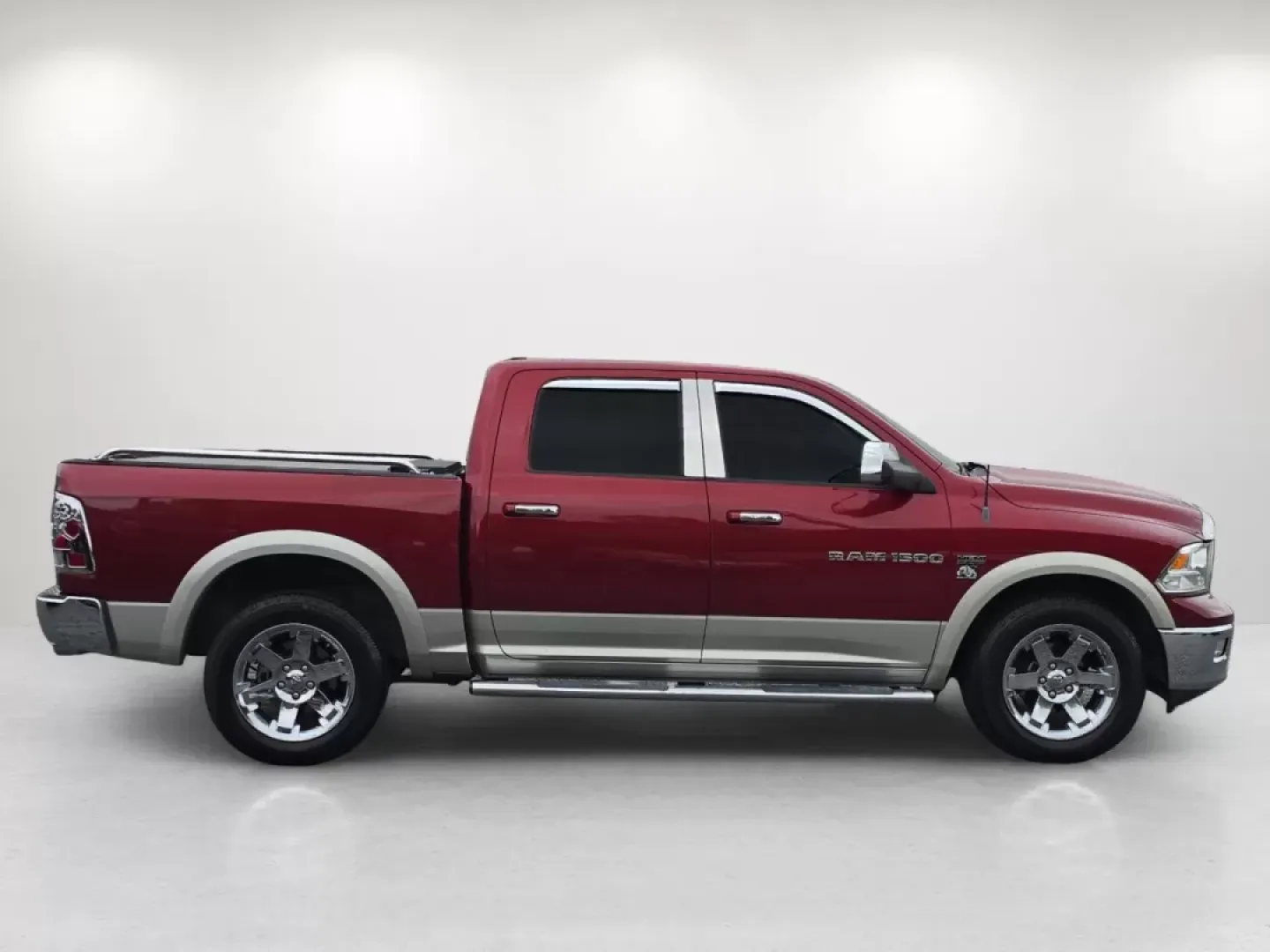 2011 /Light Pebble Beige/Bark Brown Ram 1500 Laramie (1D7RV1CT5BS) with an Other engine, located at 804 22nd Ave, Phenix City, AL, 36870, (334) 297-1860, 32.484749, -85.024475 - **Discover Your Next Adventure with the 2011 Ram 1500 Laramie at Gils Auto - Phenix City!**<br /> <br /> Are you ready to elevate your weekend getaways or tackle your daily commute with style and power? The 2011 Ram 1500 Laramie is the perfect companion for those who crave adventure while needing a - Photo#3