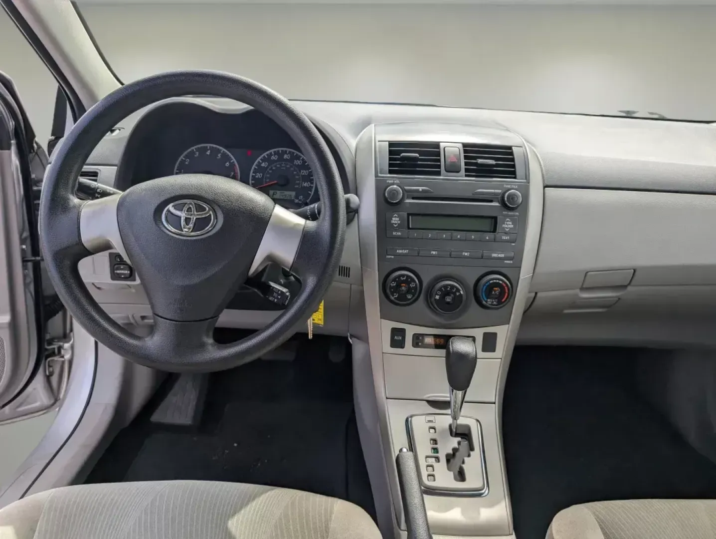 2011 Toyota Corolla LE (2T1BU4EE3BC) with an Other engine, located at 1430 Gateway Drive, Opelika, AL, 36801, (334) 239-0944, 32.637871, -85.409790 - Experience the freedom of the open road with the 2011 Toyota Corolla LE, a perfect blend of reliability and efficiency that suits both budget-conscious buyers and those seeking dependable transportation. Whether you're commuting to work, shuttling kids to after-school activities, or embarking on wee - Photo#11