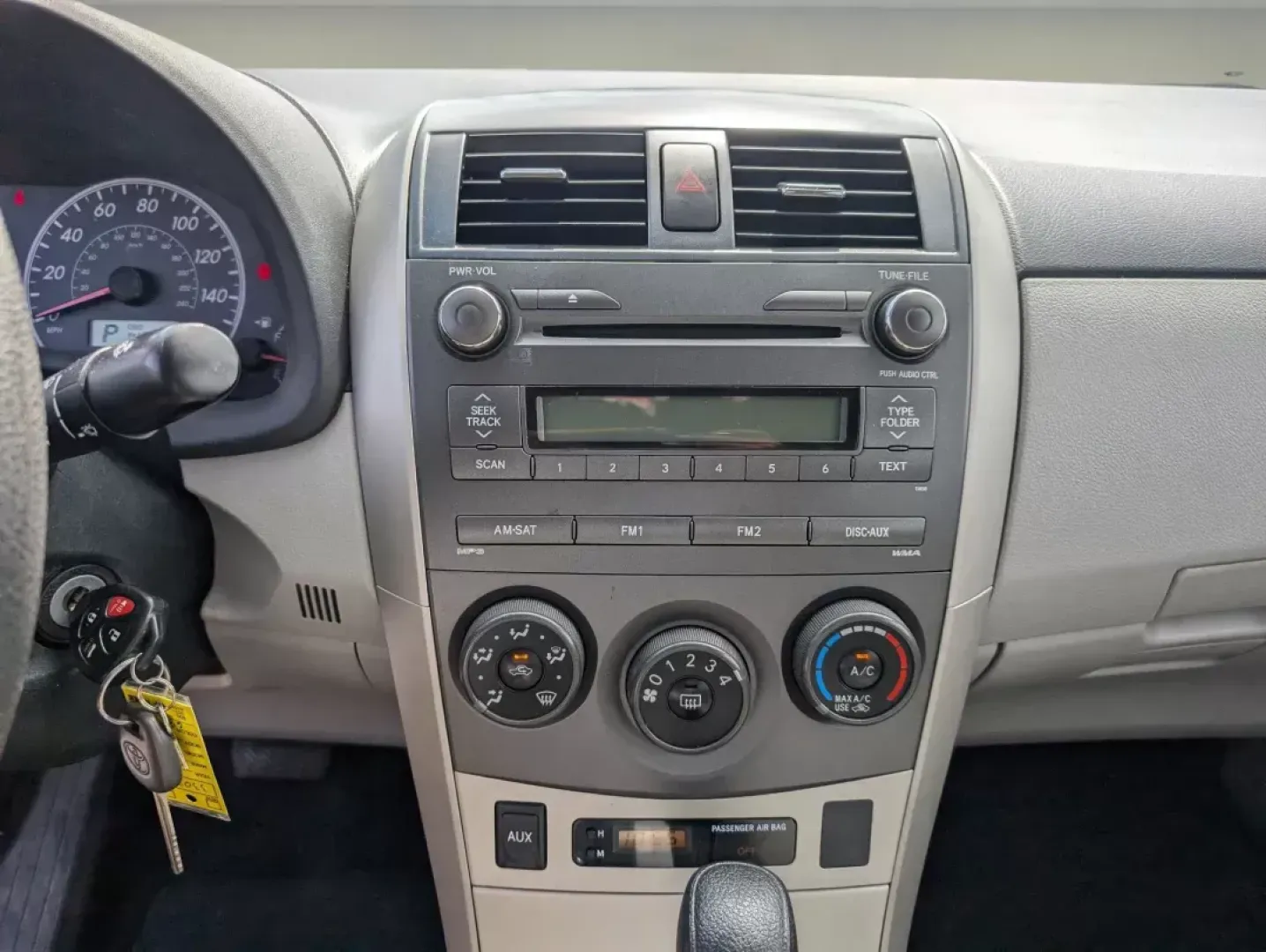 2011 Toyota Corolla LE (2T1BU4EE3BC) with an Other engine, located at 1430 Gateway Drive, Opelika, AL, 36801, (334) 239-0944, 32.637871, -85.409790 - Experience the freedom of the open road with the 2011 Toyota Corolla LE, a perfect blend of reliability and efficiency that suits both budget-conscious buyers and those seeking dependable transportation. Whether you're commuting to work, shuttling kids to after-school activities, or embarking on wee - Photo#14