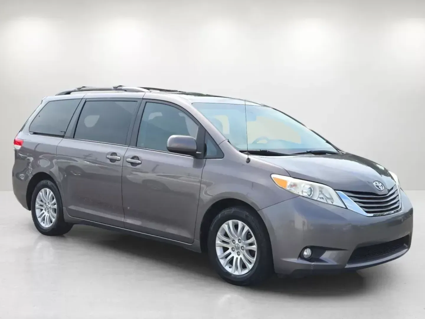 2011 Toyota Sienna XLE (5TDYK3DC4BS) with an Other engine, located at 7000 Northlake Connector, Columbus, GA, 31904, (706) 987-8085, 32.524975, -84.978134 - **Embark on Family Adventures with the 2011 Toyota Sienna XLE at Gils Auto - Columbus #2!**<br /> <br /> Are you ready to elevate your family outings and weekend getaways? The 2011 Toyota Sienna XLE is designed for those who cherish comfort and reliability on the road. With spacious seating for up t - Photo#2