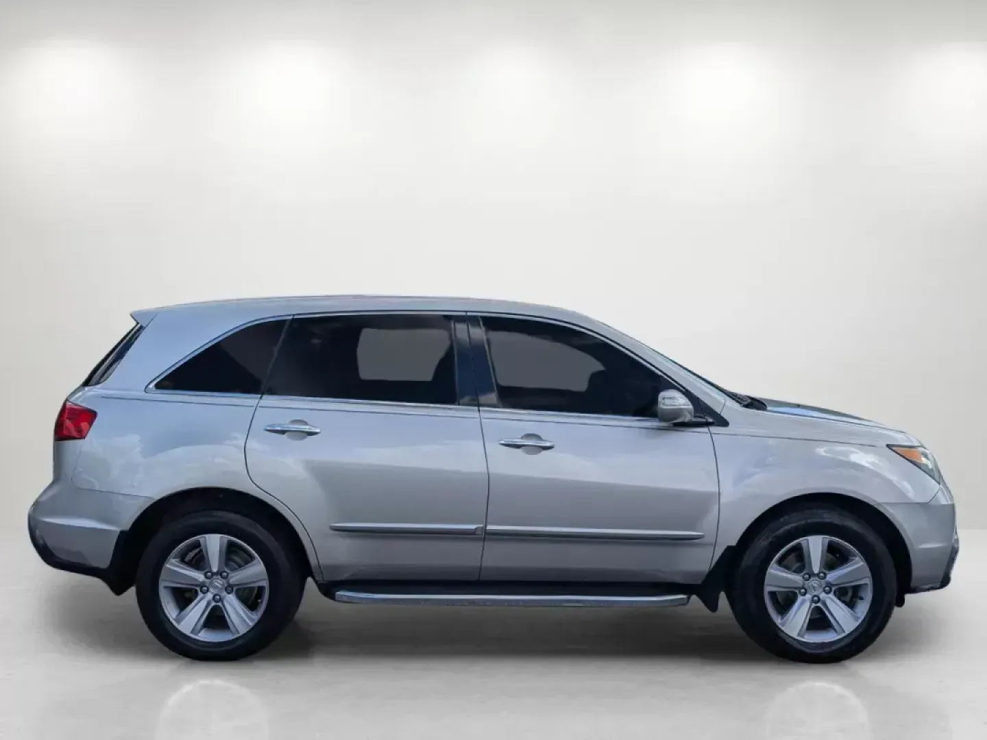 2012 Acura MDX Tech Pkg (2HNYD2H36CH) with an Gas V6 3.7L/224 engine, 6-Speed Automatic transmission, located at 1430 Gateway Drive, Opelika, AL, 36801, (334) 239-0944, 32.637871, -85.409790 - **Discover Your Next Adventure with the 2012 Acura MDX Tech Pkg Perfect for Families and Travelers Alike!**<br /> <br /> Are you searching for a versatile vehicle that can seamlessly transition from school drop-offs to weekend getaways? Look no further than this stunning **2012 Acura MDX Tech Pkg** - Photo#4