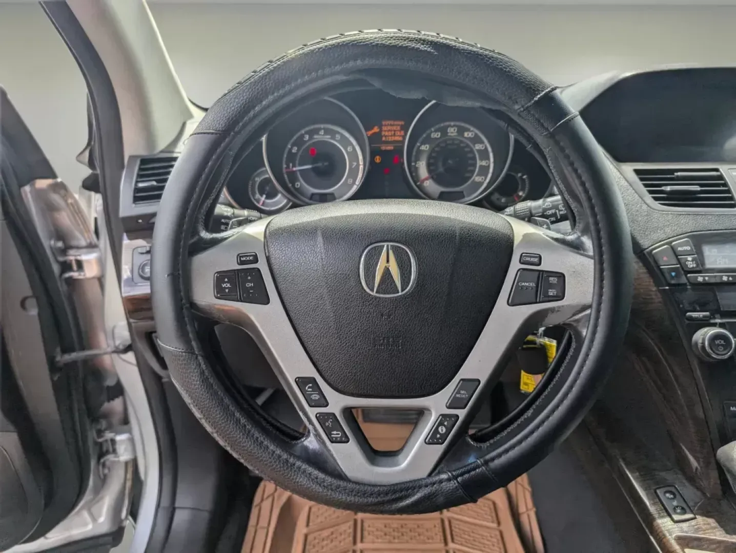 2012 Acura MDX Tech Pkg (2HNYD2H36CH) with an Gas V6 3.7L/224 engine, 6-Speed Automatic transmission, located at 1430 Gateway Drive, Opelika, AL, 36801, (334) 239-0944, 32.637871, -85.409790 - **Discover Your Next Adventure with the 2012 Acura MDX Tech Pkg Perfect for Families and Travelers Alike!**<br /> <br /> Are you searching for a versatile vehicle that can seamlessly transition from school drop-offs to weekend getaways? Look no further than this stunning **2012 Acura MDX Tech Pkg** - Photo#16