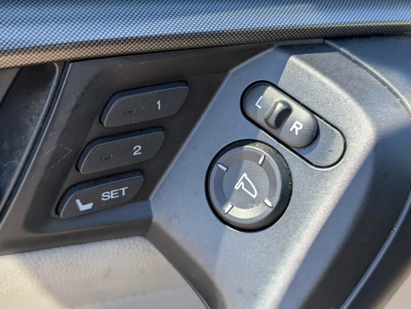 2012 Acura TL Auto (19UUA8F23CA) with an Other engine, located at 5115 14th Ave., Columbus, GA, 31904, (706) 323-0345, 32.511494, -84.971046 - **Elevate Your Commute with This 2012 Acura TL Perfect for Everyday Adventures!**<br /> <br /> Discover the perfect blend of style, comfort, and reliability with the 2012 Acura TL, now available at Gils Auto in Phenix City, AL. Located conveniently at 3959 U.S. 80 W, this sedan is designed for thos - Photo#9