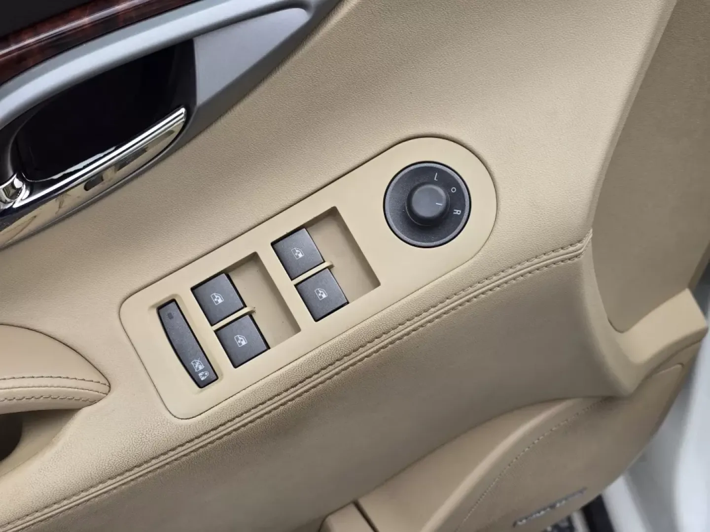 2012 /Cashmere Buick LaCrosse Premium 1 (1G4GD5G33CF) with an Other engine, located at 804 22nd Ave, Phenix City, AL, 36870, (334) 297-1860, 32.484749, -85.024475 - **Drive in Style and Comfort: 2012 Buick LaCrosse Premium 1 Sedan at Gils Auto Your Buy Here Pay Here Destination!**<br /> <br /> Are you in the market for a luxurious yet practical vehicle that perfectly fits your lifestyle? Look no further! This stunning 2012 Buick LaCrosse Premium 1 is the perfe - Photo#8