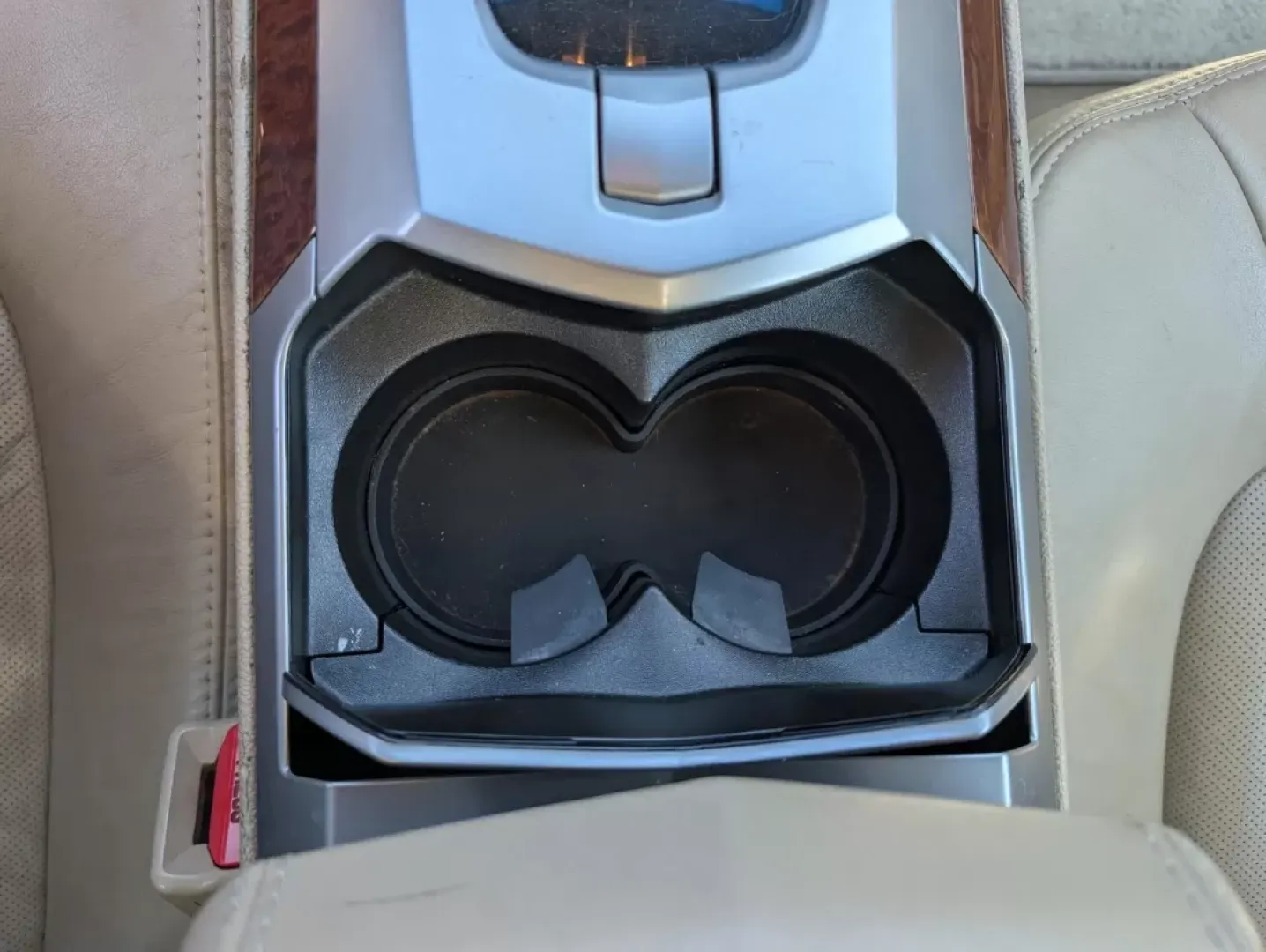 2012 /Cashmere/Cocoa Cadillac CTS Wagon Luxury (1G6DE8E58C0) with an Other engine, located at 1430 Gateway Drive, Opelika, AL, 36801, (334) 239-0944, 32.637871, -85.409790 - ### Experience Luxury and Versatility with the 2012 Cadillac CTS Wagon at Gils Auto!<br /> <br /> Are you searching for the perfect vehicle that combines luxury, versatility, and practicality? Look no further than the 2012 Cadillac CTS Wagon available at Gils Auto in Phenix City, AL. This beautiful - Photo#12