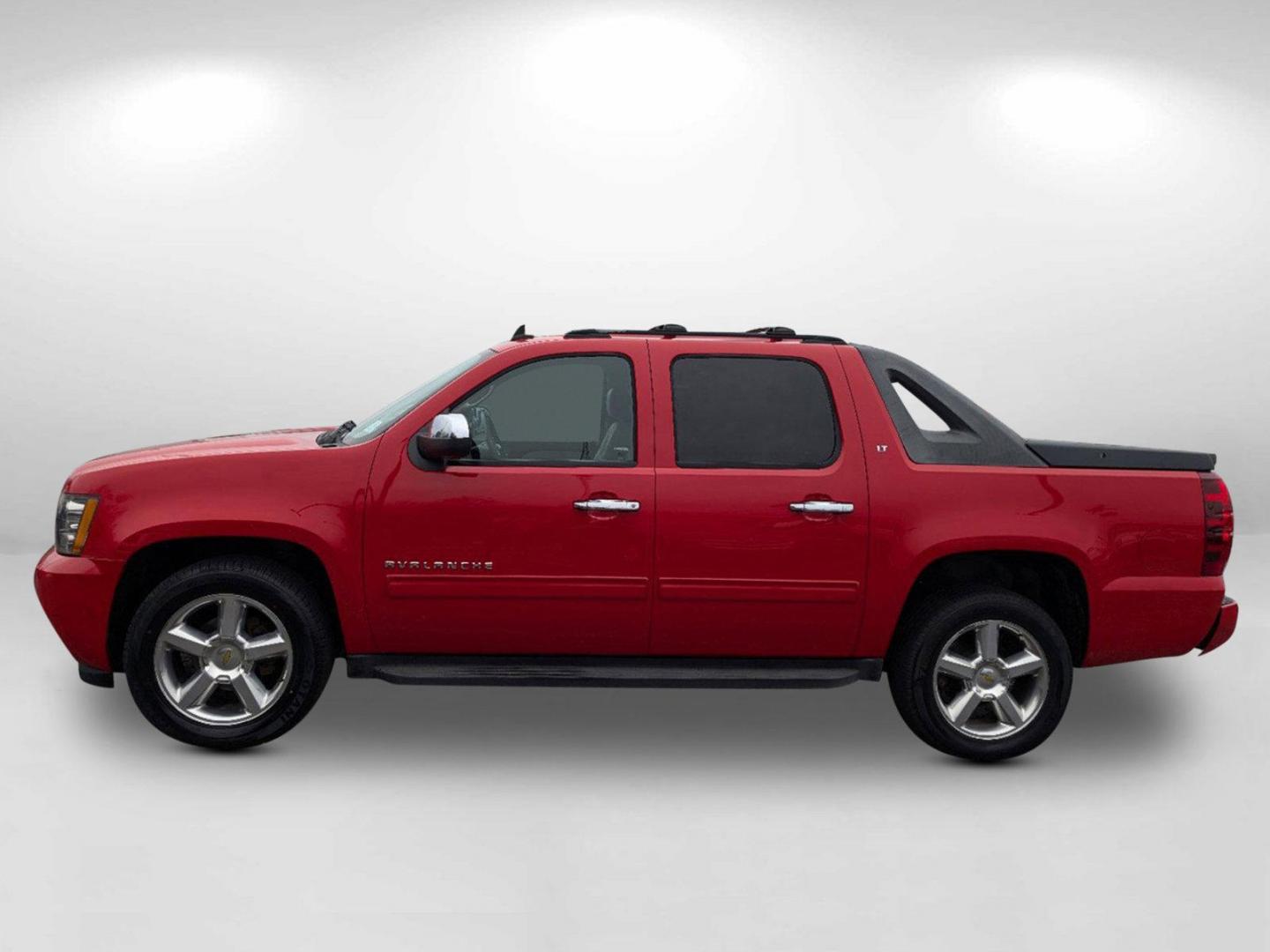 2012 /Dark Cashmere/Light Cashmere Chevrolet Avalanche LT (3GNMCFE07CG) with an Gas/Ethanol V8 5.3L/325 engine, 6-Speed Automatic transmission, located at 5115 14th Ave., Columbus, GA, 31904, (706) 323-0345, 32.511494, -84.971046 - 2012 Chevrolet Avalanche LT - Photo#9