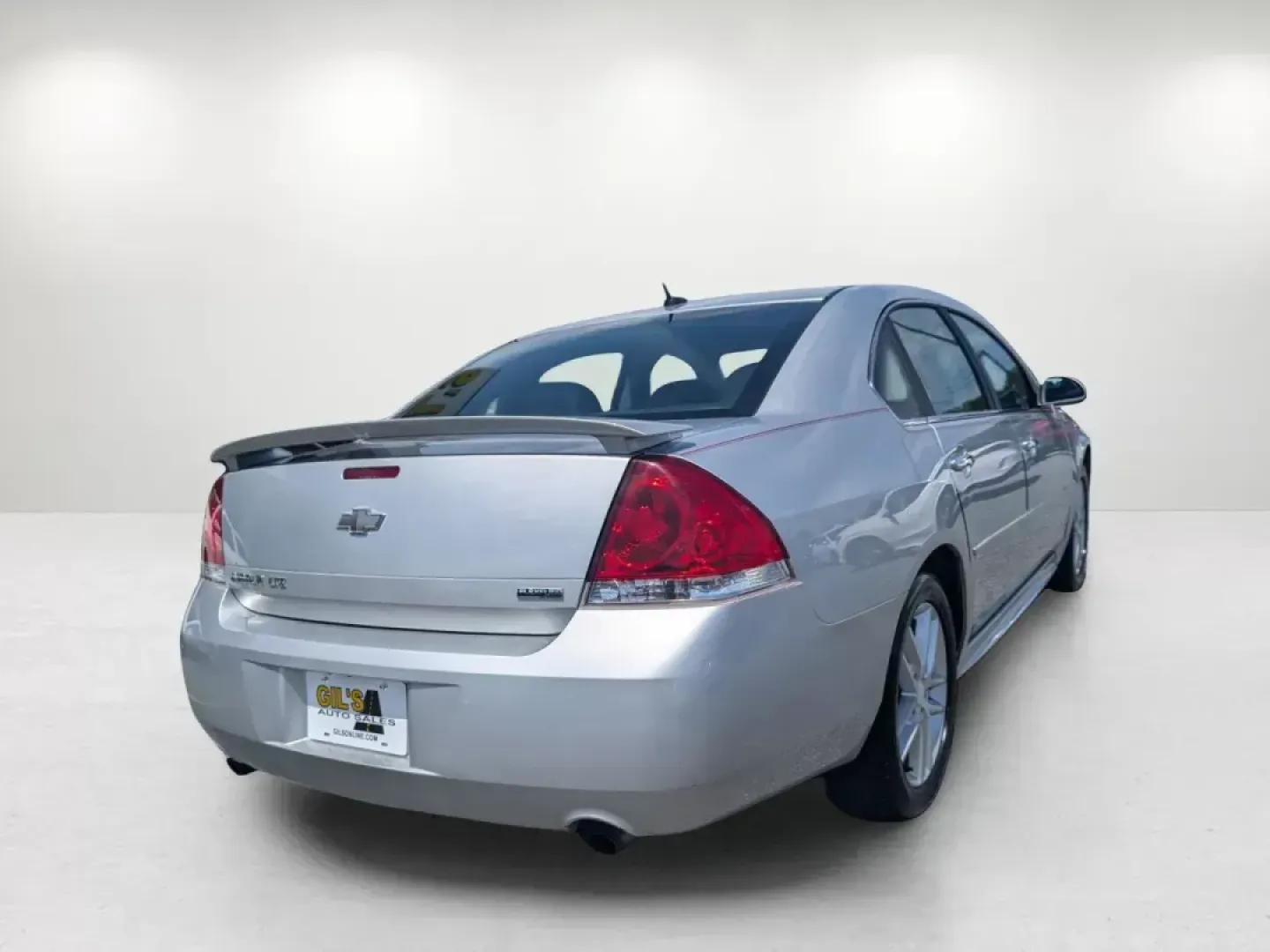 2012 /Ebony Chevrolet Impala LTZ (2G1WC5E38C1) with an Gas/Ethanol V6 3.6L/217 engine, 6-Speed Automatic transmission, located at 1430 Gateway Drive, Opelika, AL, 36801, (334) 239-0944, 32.637871, -85.409790 - 2012 Chevrolet Impala LTZ - Photo#3