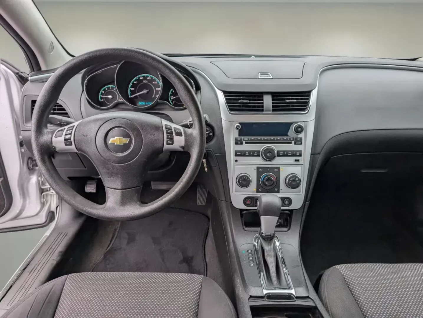2012 /Ebony Chevrolet Malibu LT w/1LT (1G1ZC5EU2CF) with an Gas/Ethanol 4-Cyl 2.4L/145 engine, 6-Speed Automatic w/manual shift transmission, located at 1430 Gateway Drive, Opelika, AL, 36801, (334) 239-0944, 32.637871, -85.409790 - 2012 Chevrolet Malibu LT w/1LT - Photo#11