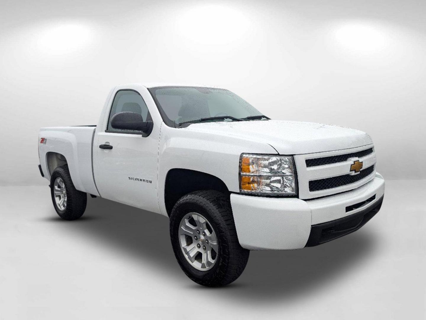 2012 /Dark Titanium Chevrolet Silverado 1500 Work Truck (1GCNKPEA2CZ) with an Gas/Ethanol V8 4.8L/293 engine, 6-Speed Automatic transmission, located at 5115 14th Ave., Columbus, GA, 31904, (706) 323-0345, 32.511494, -84.971046 - 2012 Chevrolet Silverado 1500 Work Truck - Photo#3