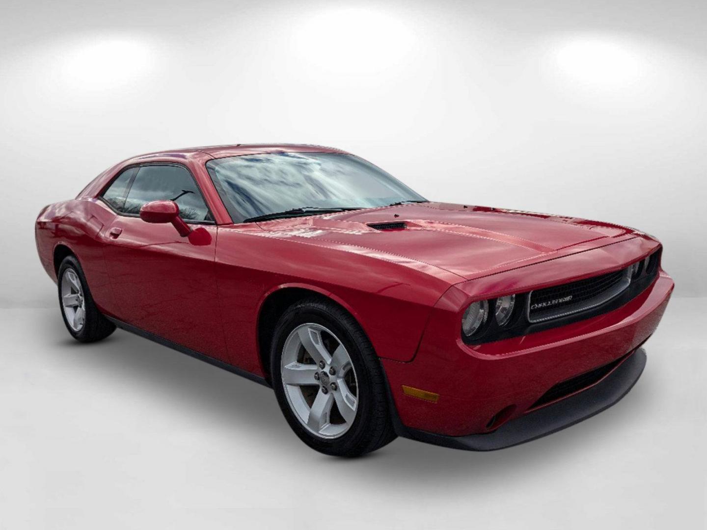 2012 /Dark Slate Gray Interior Dodge Challenger SXT (2C3CDYAG7CH) with an Gas V6 3.6L/220 engine, 5-Speed Automatic transmission, located at 1430 Gateway Drive, Opelika, AL, 36801, (334) 239-0944, 32.637871, -85.409790 - 2012 Dodge Challenger SXT - Photo#2