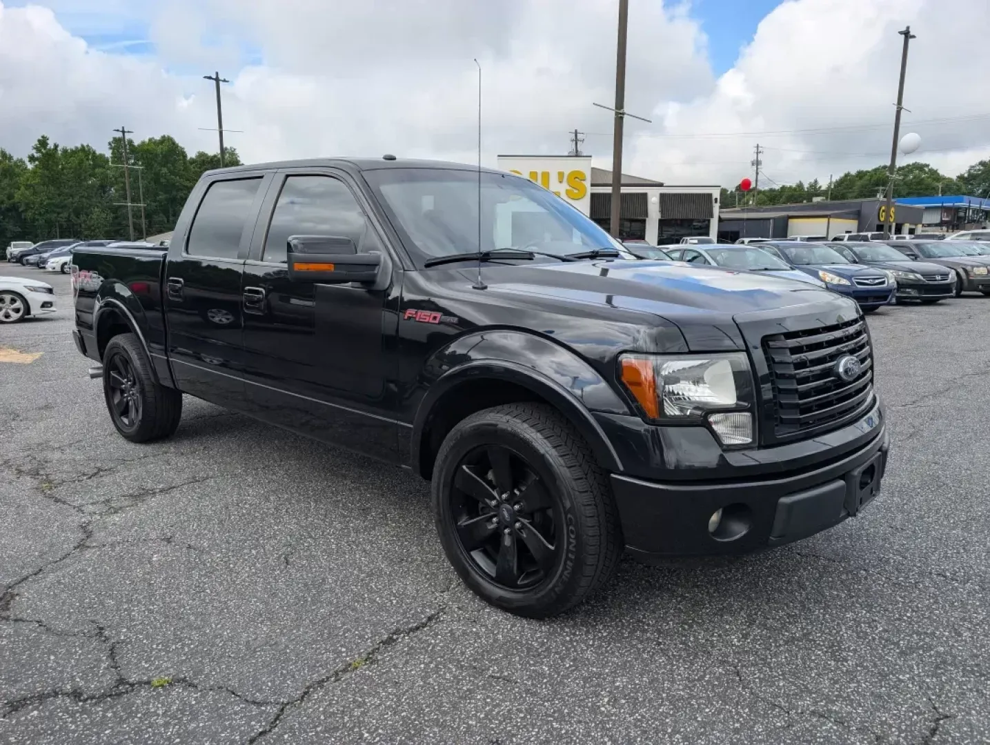 2012 Ford F-150 FX2 (1FTFW1CF6CF) with an Gas/Ethanol V8 5.0L/302 engine, 6-Speed Automatic transmission, located at 3959 U.S. 80 W, Phenix City, AL, 36870, (334) 297-4885, 32.469296, -85.135185 - 2012 Ford F-150 FX2 - Photo#2