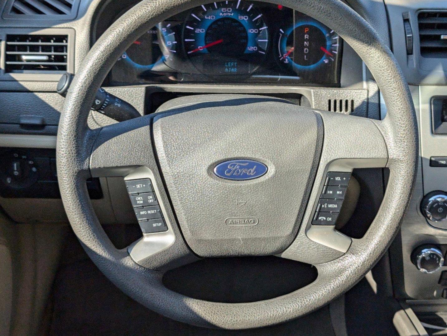 2012 Maroon Ford Fusion SE (3FAHP0HA0CR) with an Gas I4 2.5L/152 engine, 6-Speed Automatic transmission, located at 804 22nd Ave, Phenix City, AL, 36870, (334) 297-1860, 32.484749, -85.024475 - 2012 Ford Fusion SE - Photo#9