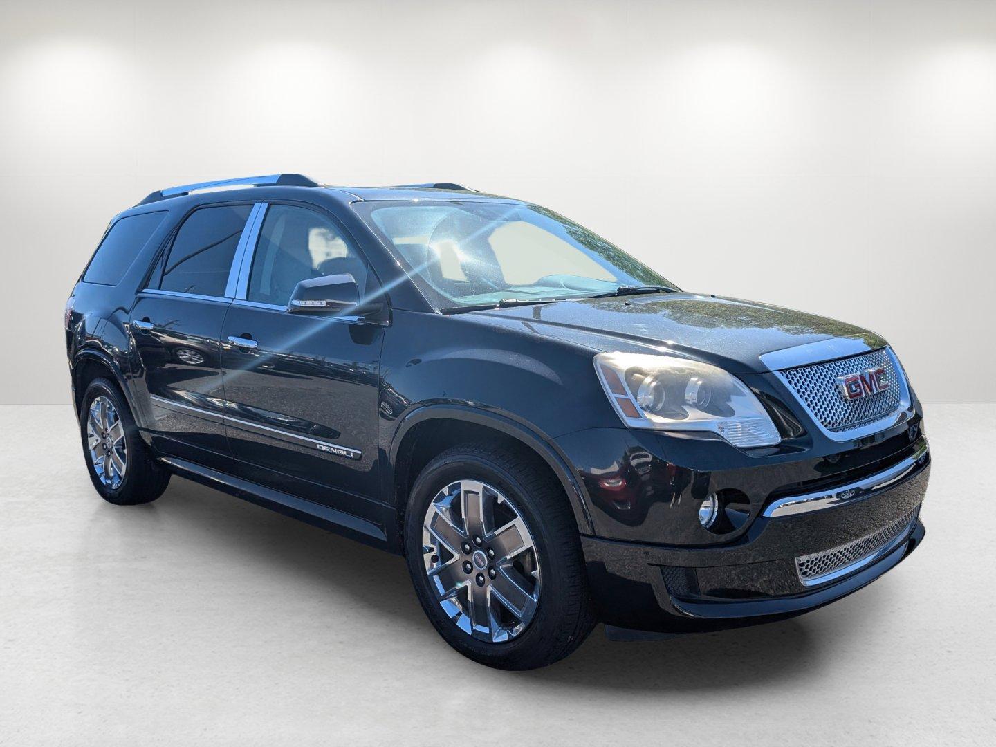 2012 /Light Titanium GMCuuuu Acadia Denali (1GKKRTED7CJ) with an Gas V6 3.6L/220 engine, 6-Speed Automatic transmission, located at 804 22nd Ave, Phenix City, AL, 36870, (334) 297-1860, 32.484749, -85.024475 - 2012 GMCuuuu Acadia Denali - Photo#2