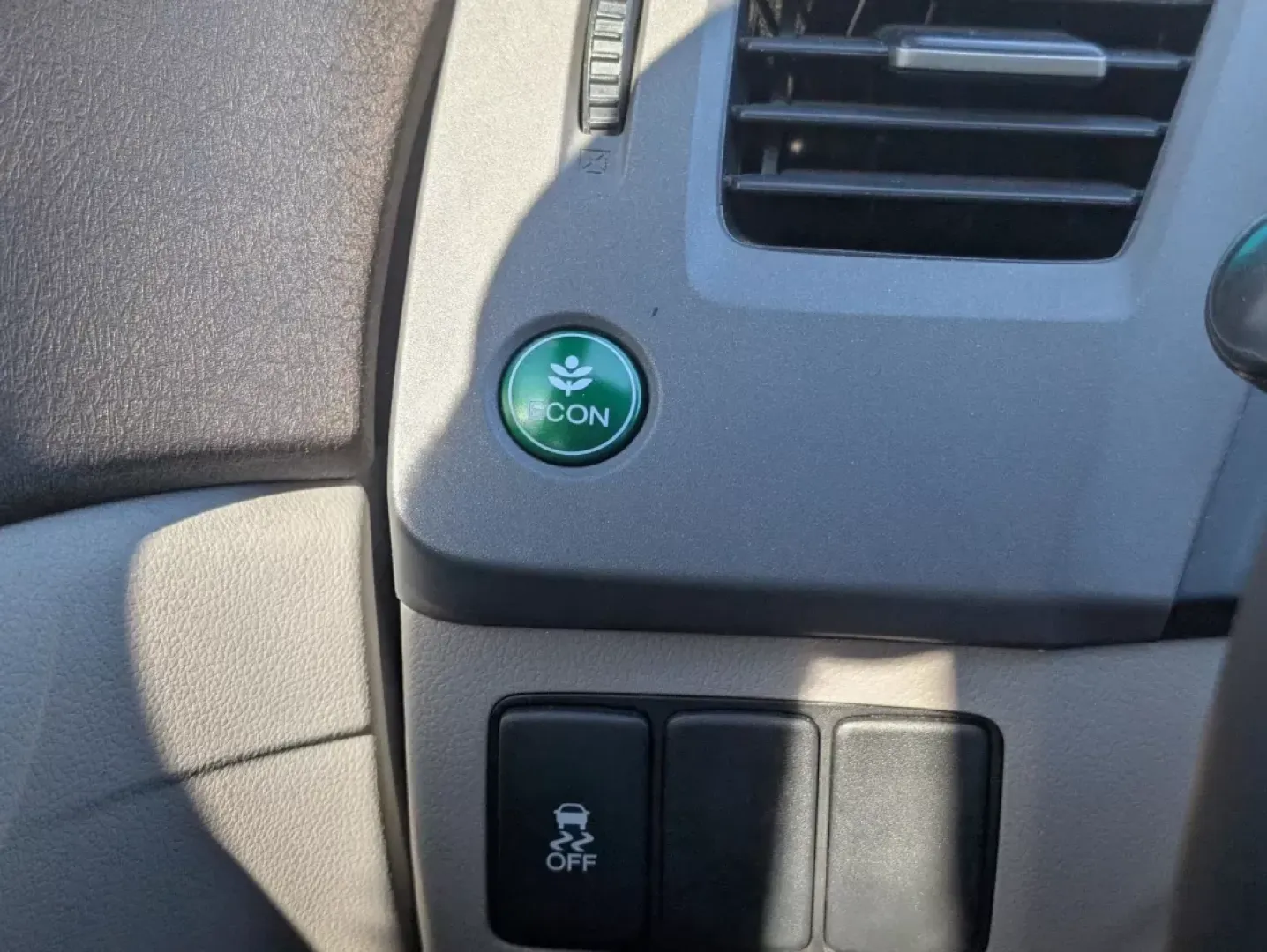 2012 Honda Civic Sdn LX (19XFB2F51CE) with an Other engine, located at 7000 Northlake Connector, Columbus, GA, 31904, (706) 987-8085, 32.524975, -84.978134 - Elevate your daily commute or weekend adventures with the stunning 2012 Honda Civic Sedan! This reliable and stylish vehicle is perfect for budget-conscious buyers and those looking for a dependable second chance auto financing option. At Gils Auto, located at 3959 U.S. 80 W in Phenix City, AL, we s - Photo#19