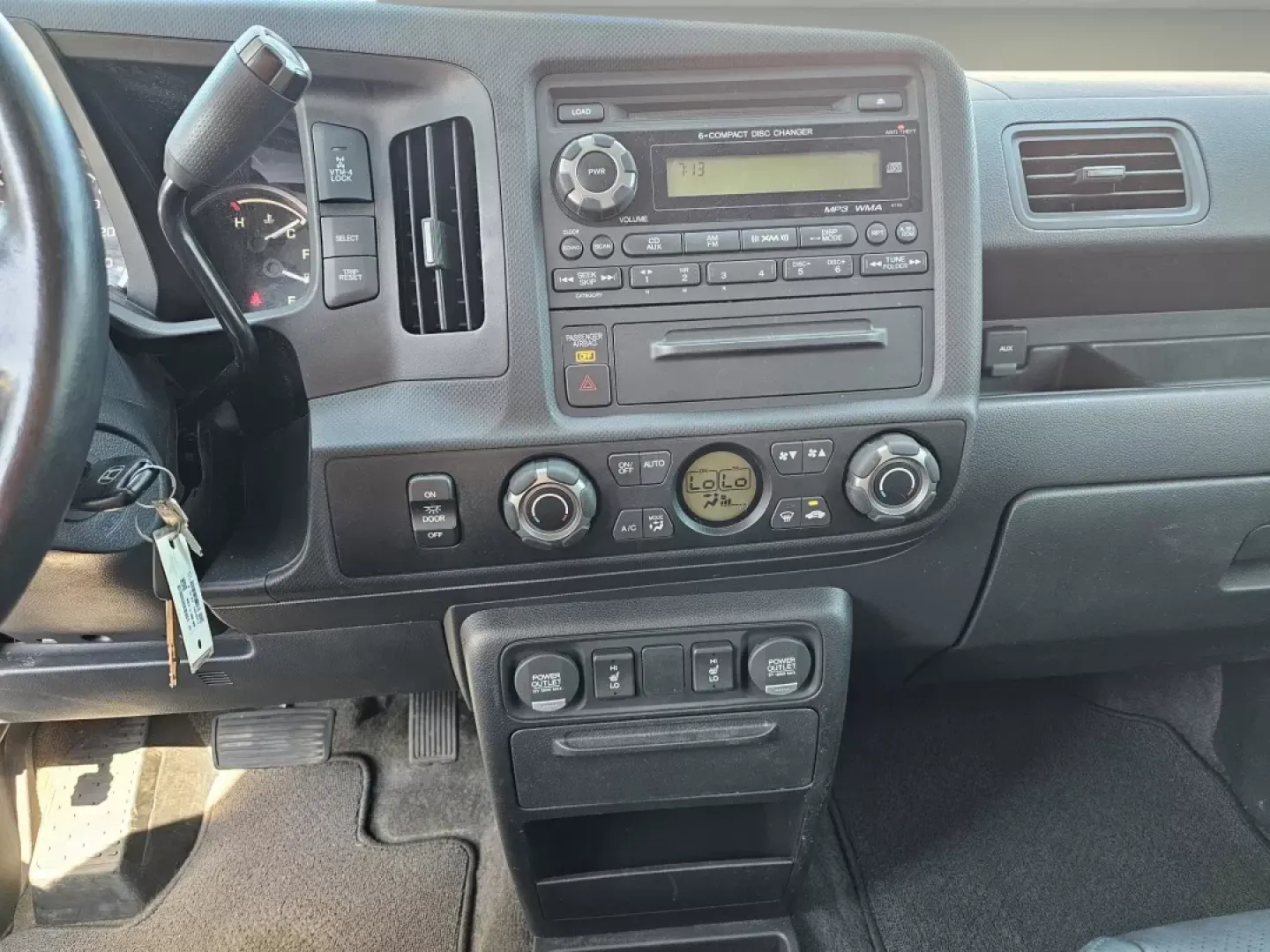 2012 Honda Ridgeline RTL (5FPYK1F56CB) with an Other engine, located at 5115 14th Ave., Columbus, GA, 31904, (706) 323-0345, 32.511494, -84.971046 - **Unleash Your Adventure with the 2012 Honda Ridgeline RTL Perfect for Every Journey!**<br /> <br /> Are you ready to take your weekend adventures to the next level or seamlessly manage your daily commute? Look no further than Gils Auto in Phenix City, AL! Our 2012 Honda Ridgeline RTL is the ultima - Photo#12
