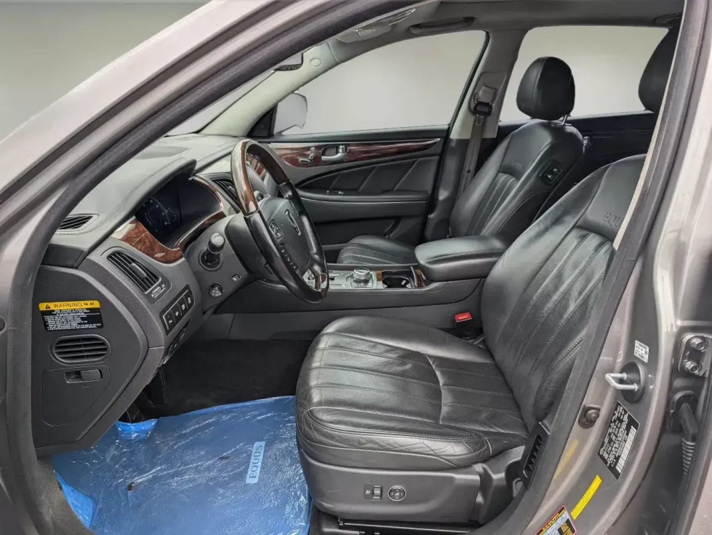 2012 /Jet Black Hyundai Equus Signature (KMHGH4JH6CU) with an Gas V8 5.0L/307 engine, 8-Speed Automatic w/Manual Shift transmission, located at 3959 U.S. 80 W, Phenix City, AL, 36870, (334) 297-4885, 32.469296, -85.135185 - **Elevate Your Daily Drive: 2012 Hyundai Equus at Gils Auto**<br /> <br /> Are you ready to transform your daily commute or weekend adventures? If you're looking for a vehicle that combines luxury with reliability, the 2012 Hyundai Equus is your perfect match. This stunning sedan is not just a means - Photo#10