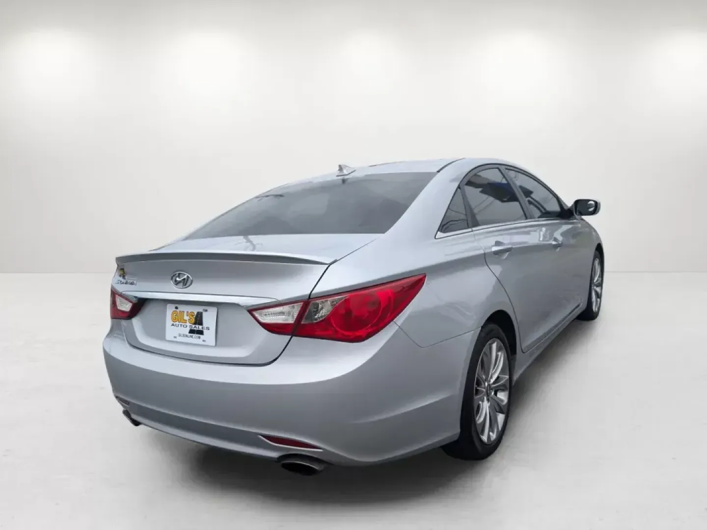 2012 /Gray Hyundai Sonata 2.4L SE (5NPEC4AC2CH) with an Gas I4 2.4L/144 engine, 6-Speed Automatic w/manual shift transmission, located at 521 Old Farm Lane Rd, Prattville, AL, 36066, (334) 325-1505, 32.482460, -86.416367 - 2012 Hyundai Sonata 2.4L SE - Photo#4