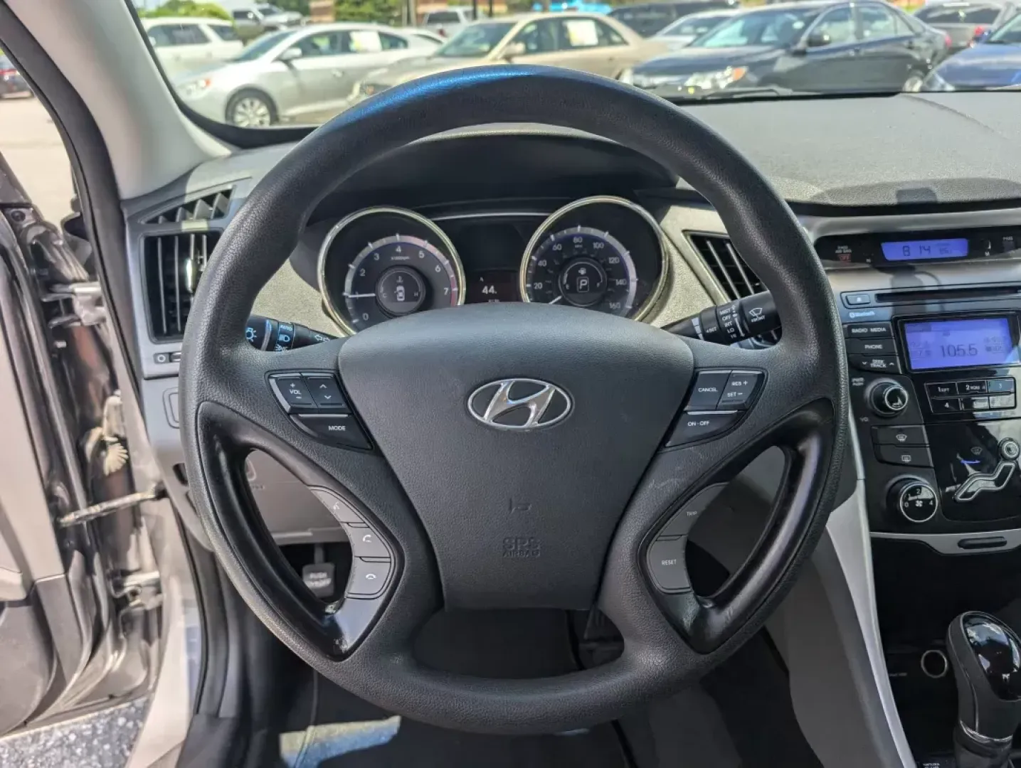 2012 /Gray Hyundai Sonata GLS PZEV (5NPEB4AC0CH) with an Gas I4 2.4L/144 engine, 6-Speed Automatic w/manual shift transmission, located at 3959 U.S. 80 W, Phenix City, AL, 36870, (334) 297-4885, 32.469296, -85.135185 - 2012 Hyundai Sonata GLS PZEV - Photo#15