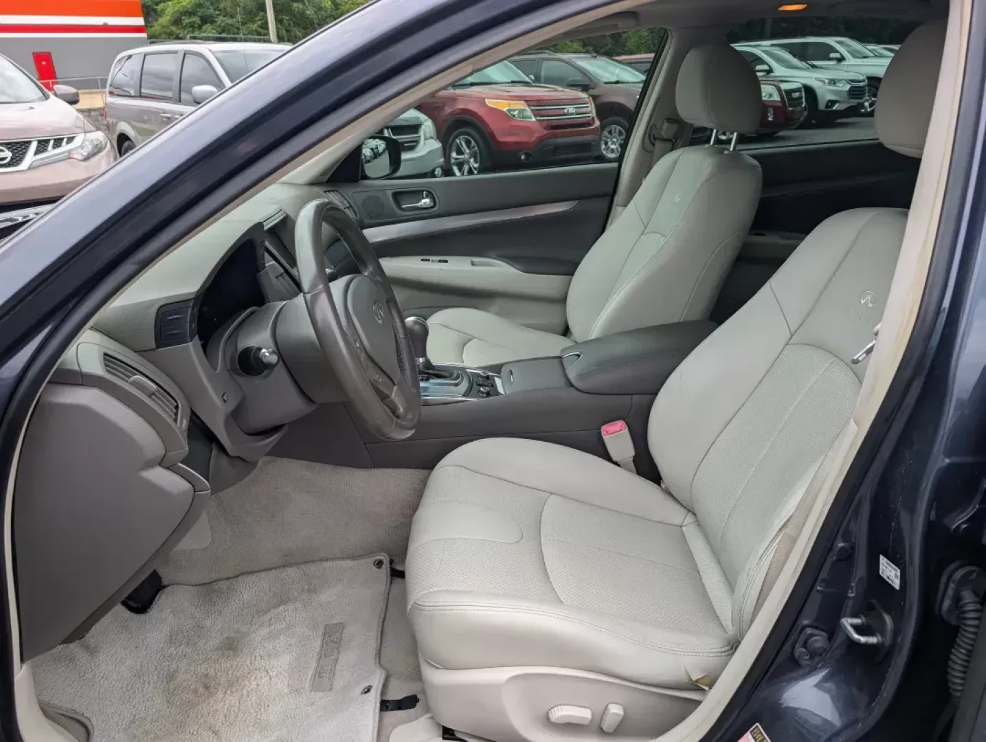 2012 /Stone Infiniti G25 Sedan x (JN1DV6AR8CM) with an Other engine, located at 5115 14th Ave., Columbus, GA, 31904, (706) 323-0345, 32.511494, -84.971046 - If you're looking for a stylish, dependable vehicle that fits seamlessly into an active lifestyle, look no further than this 2012 Infiniti G25 Sedan, now available at Gils Auto - Columbus. With its elegant design and robust performance, this sedan is perfect for everything from daily commutes to wee - Photo#9