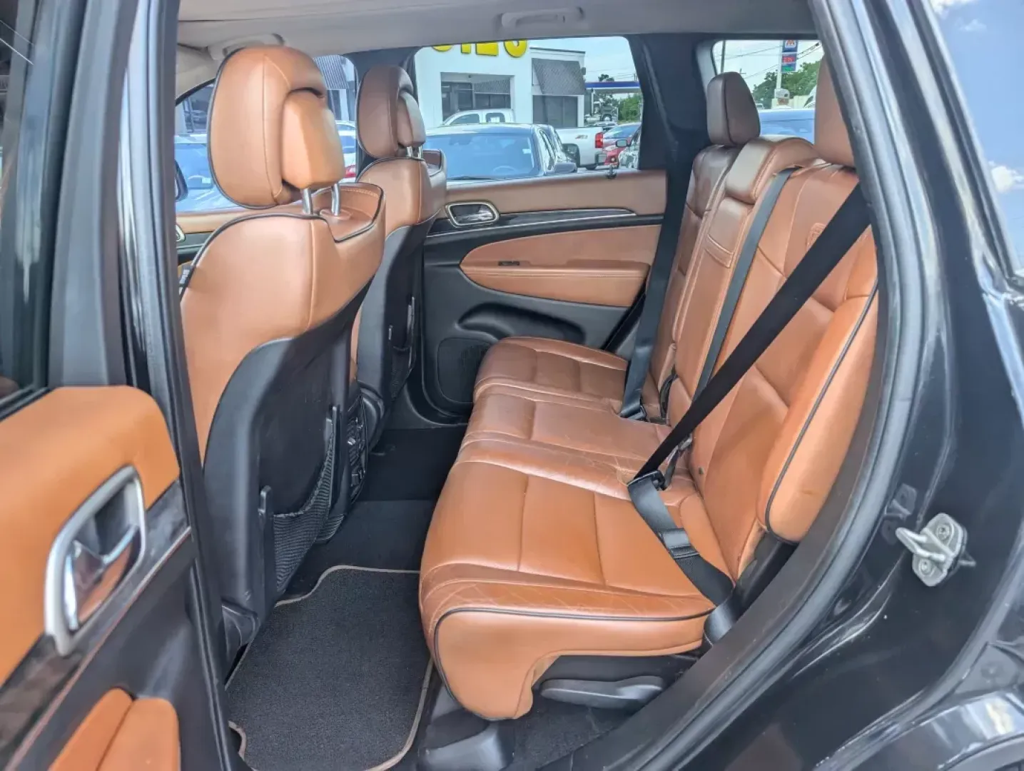 2012 /Black/New Saddle Jeep Grand Cherokee Overland Summit (1C4RJECT6CC) with an Other engine, located at 3959 U.S. 80 W, Phenix City, AL, 36870, (334) 297-4885, 32.469296, -85.135185 - **Conquer the Road with the 2012 Jeep Grand Cherokee Overland Summit! Ideal for Your Next Adventure!**<br /> <br /> Are you ready to elevate your driving experience? The 2012 Jeep Grand Cherokee Overland Summit is the perfect companion for those who crave adventure without sacrificing comfort. Wheth - Photo#10