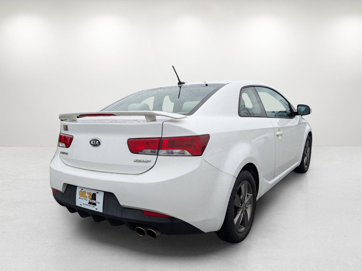 2012 /Stone Kia Forte Koup EX (KNAFU6A20C5) with an Gas I4 2.0L/122 engine, 6-Speed Automatic transmission, located at 1430 Gateway Drive, Opelika, AL, 36801, (334) 239-0944, 32.637871, -85.409790 - 2012 Kia Forte Koup EX - Photo#4