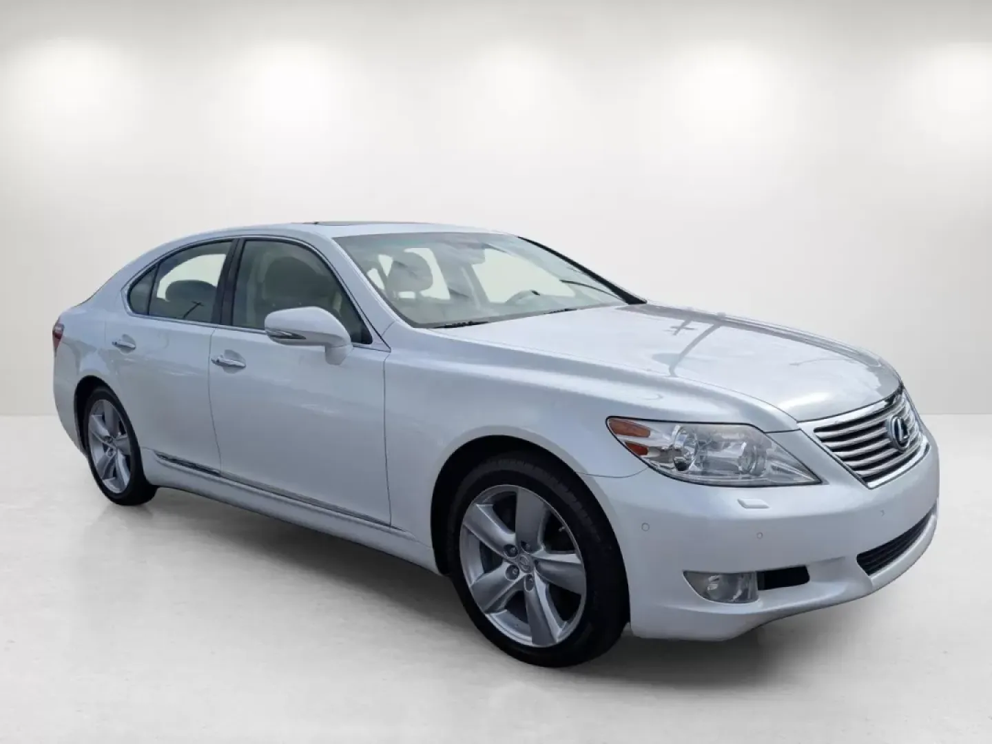 2012 Lexus LS 460 (JTHBL5EF9C5) with an Other engine, located at 3959 U.S. 80 W, Phenix City, AL, 36870, (334) 297-4885, 32.469296, -85.135185 - **Elevate Your Driving Experience: 2012 Lexus LS 460 at Gils Auto**<br /> <br /> Are you ready to redefine your daily commute or make a statement on those weekend getaways? The 2012 Lexus LS 460 is the perfect luxury sedan to elevate your driving experience, offering a seamless blend of comfort, sty - Photo#2