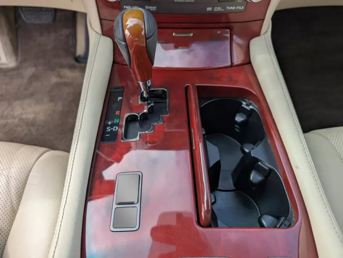 2012 Lexus LS 460 (JTHBL5EF9C5) with an Other engine, located at 3959 U.S. 80 W, Phenix City, AL, 36870, (334) 297-4885, 32.469296, -85.135185 - **Elevate Your Driving Experience: 2012 Lexus LS 460 at Gils Auto**<br /> <br /> Are you ready to redefine your daily commute or make a statement on those weekend getaways? The 2012 Lexus LS 460 is the perfect luxury sedan to elevate your driving experience, offering a seamless blend of comfort, sty - Photo#14